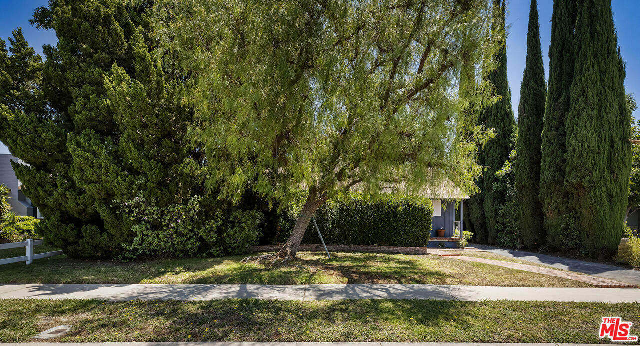 5106 Ranchito Ave