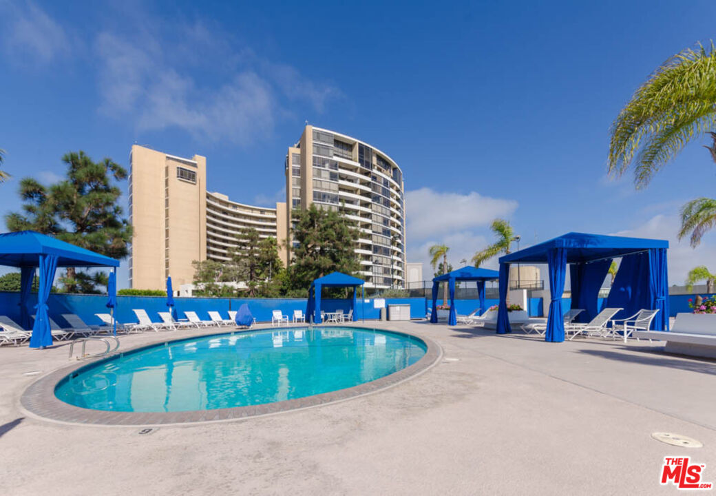 4267 Marina City Dr Unit: PH 5