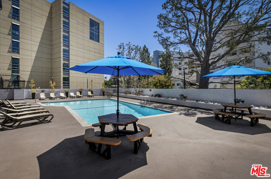 10982 Roebling Ave Unit: 436