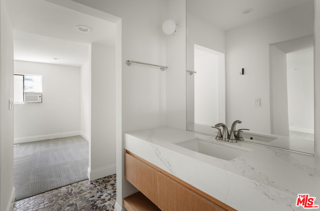 10982 Roebling Ave Unit: 436