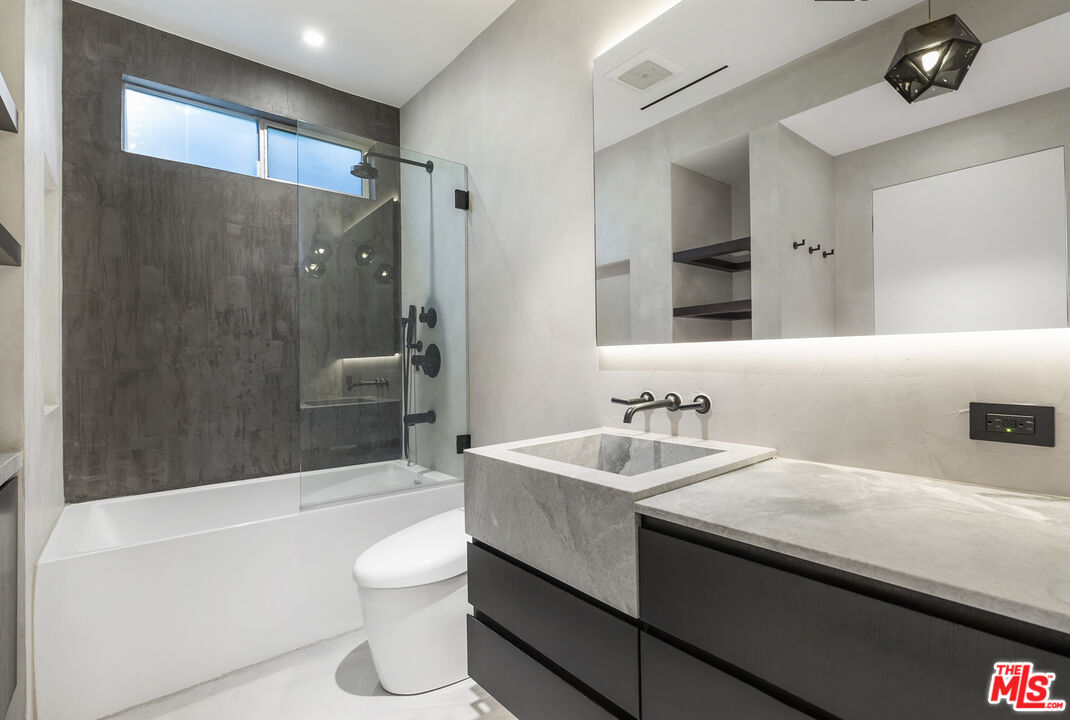8960 Cynthia St Unit: 116