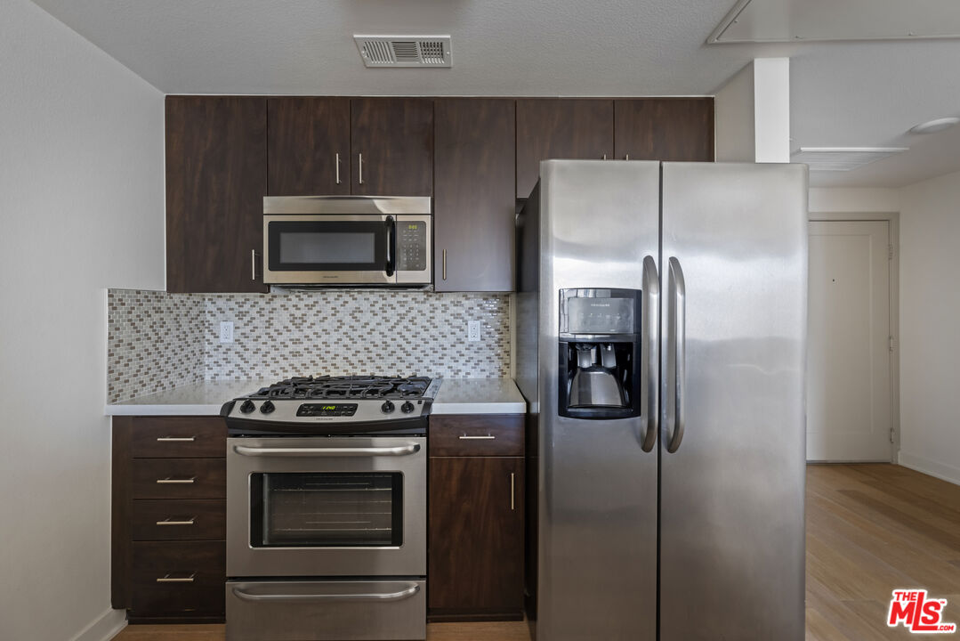 436 S VIRGIL AVE Unit: PH10