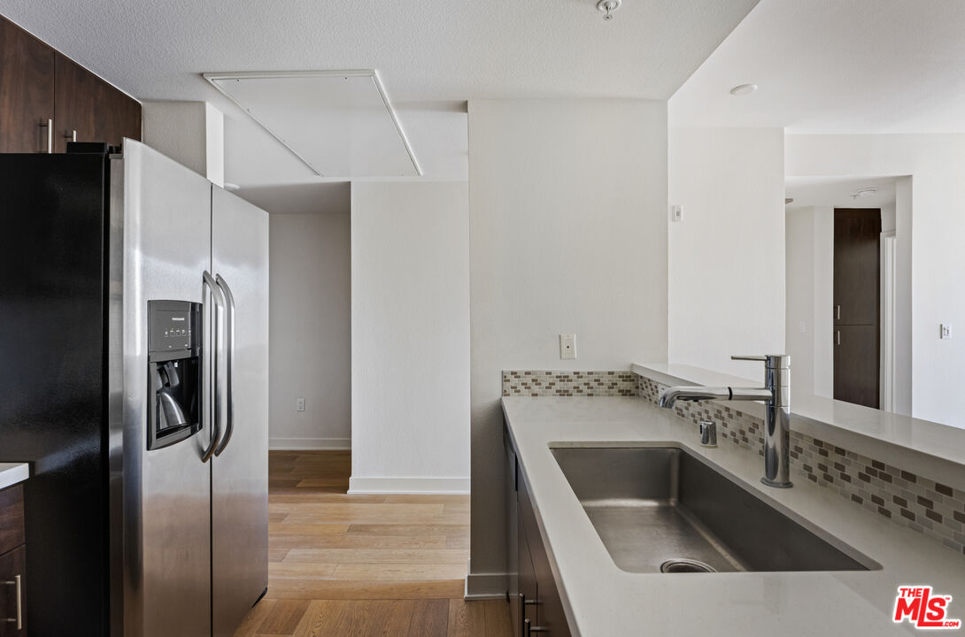 436 S VIRGIL AVE Unit: PH10
