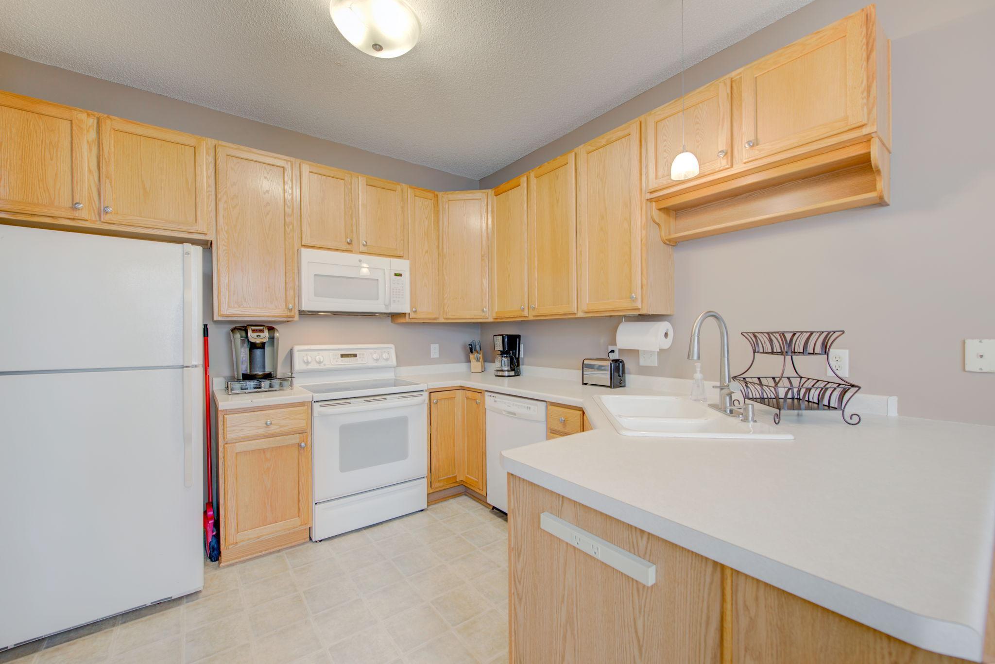 1367 White Oak Drive