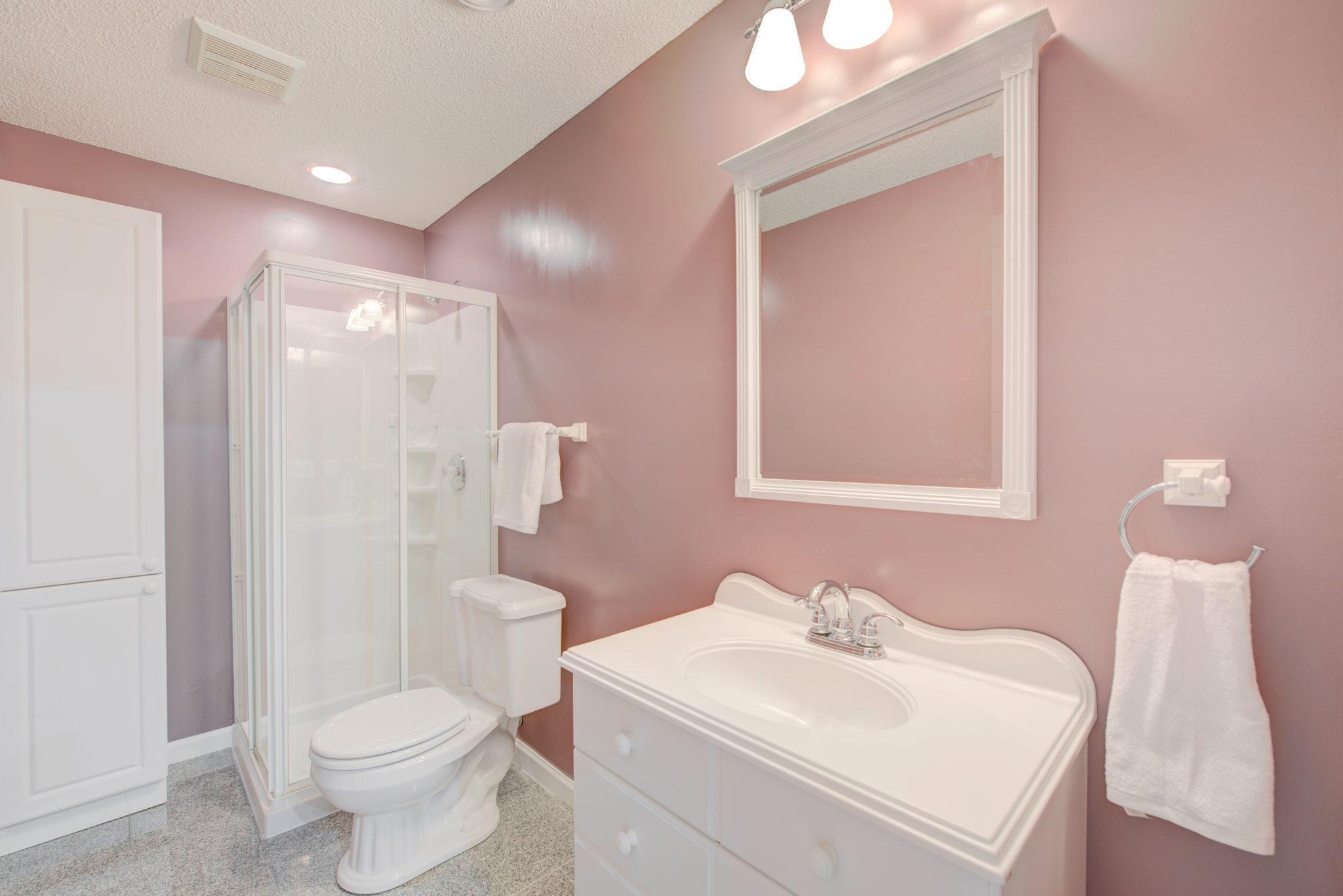 1367 White Oak Drive