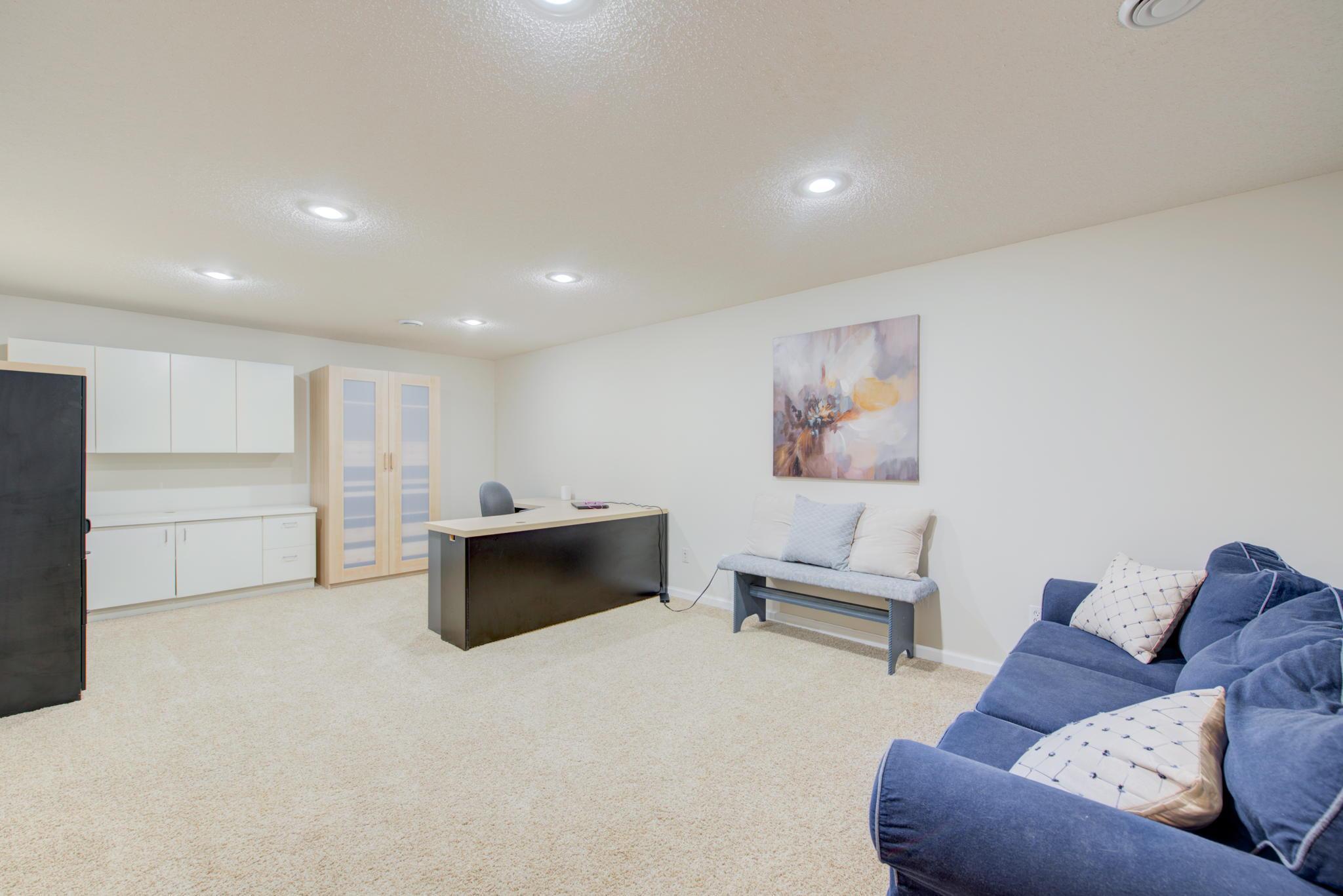 1367 White Oak Drive