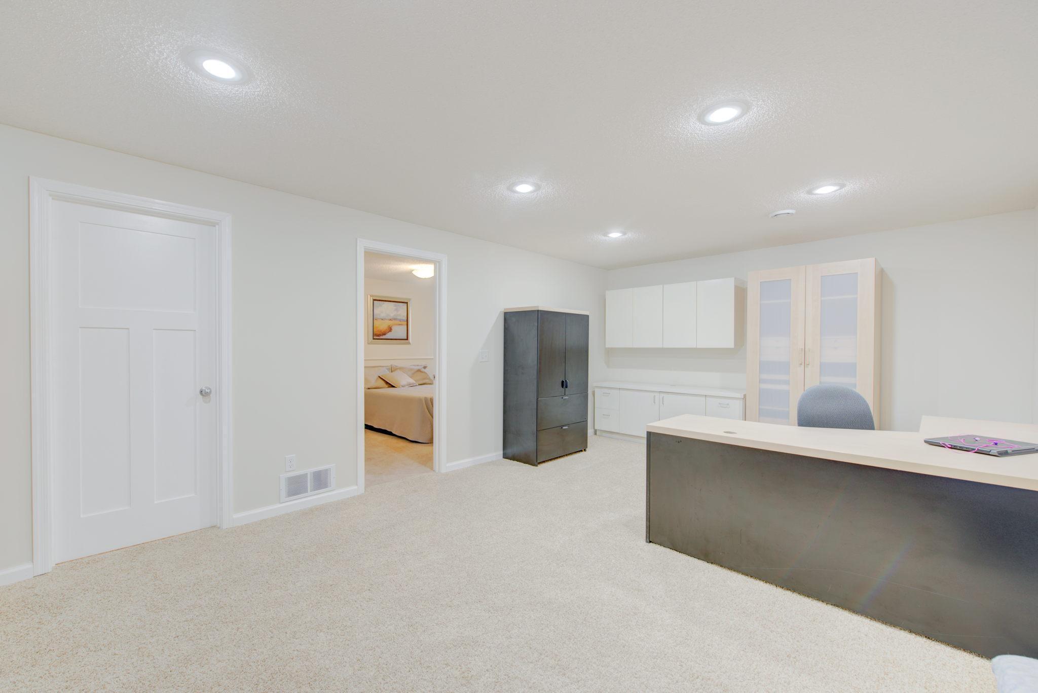 1367 White Oak Drive