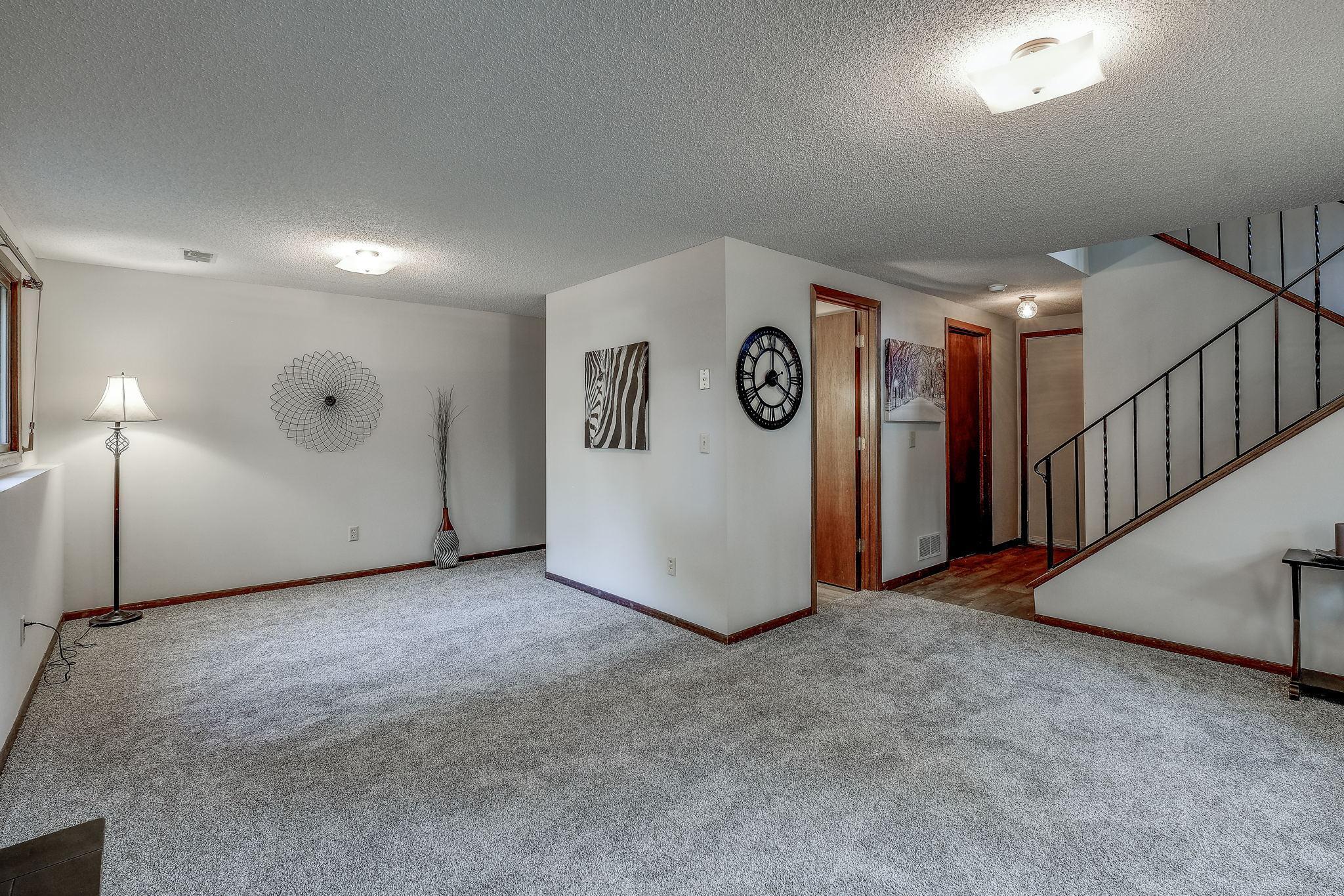 5980 Dellwood Avenue