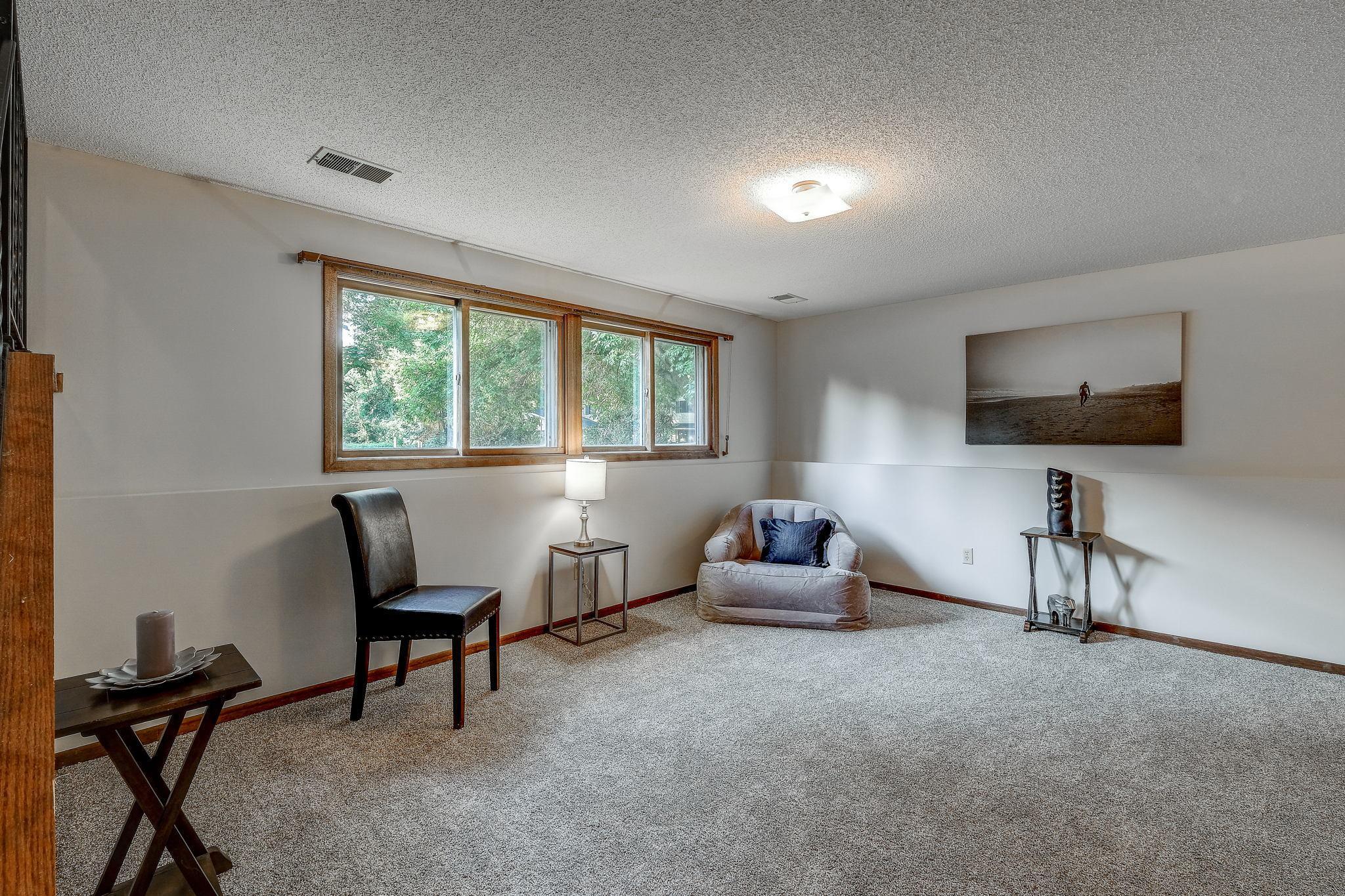 5980 Dellwood Avenue