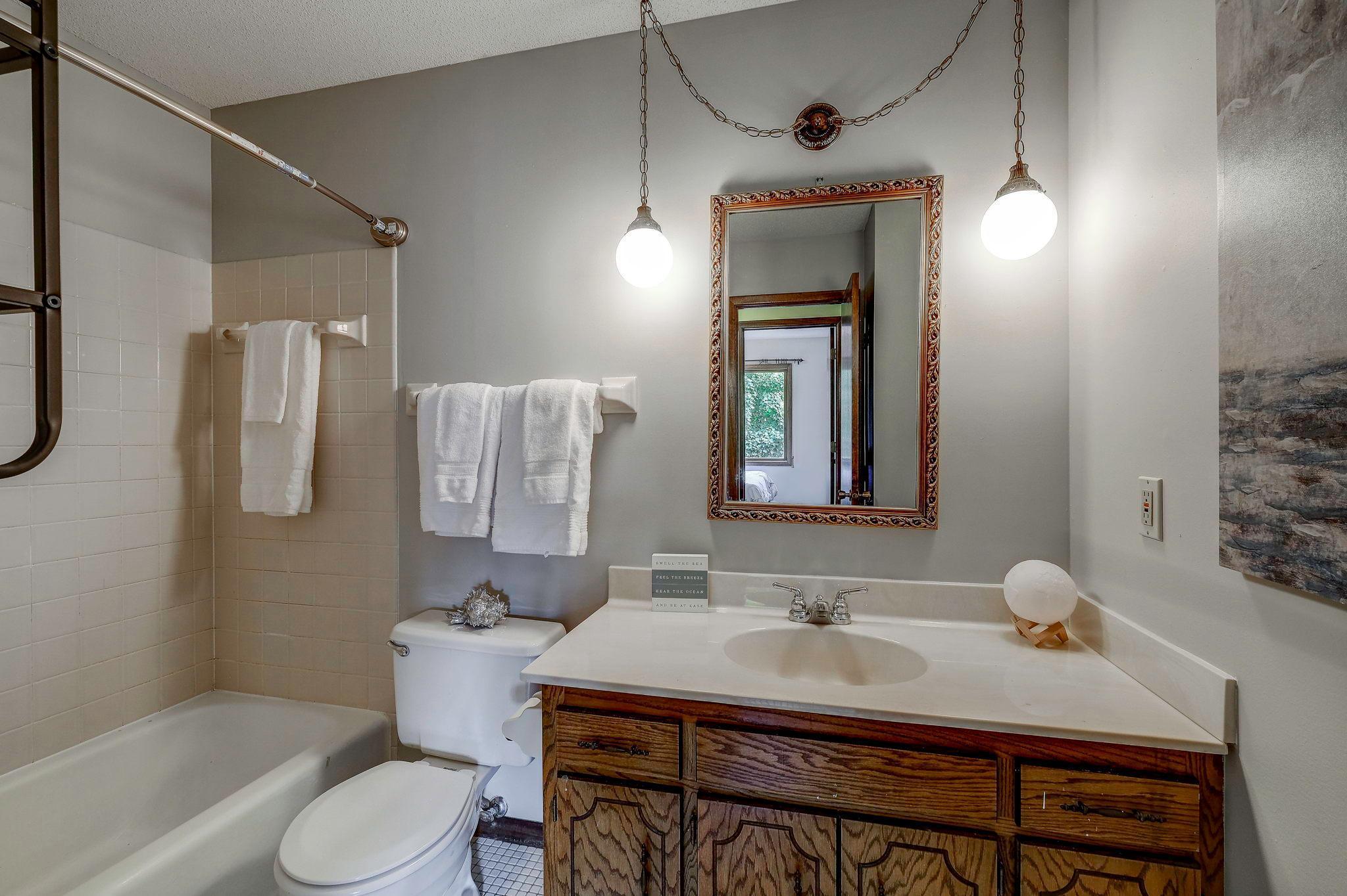 5980 Dellwood Avenue