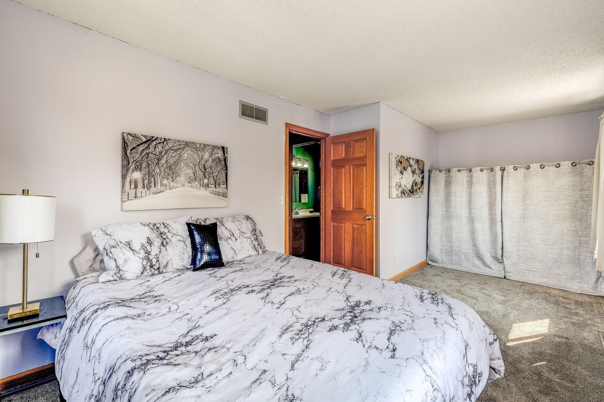 1457 Goodwin Avenue N