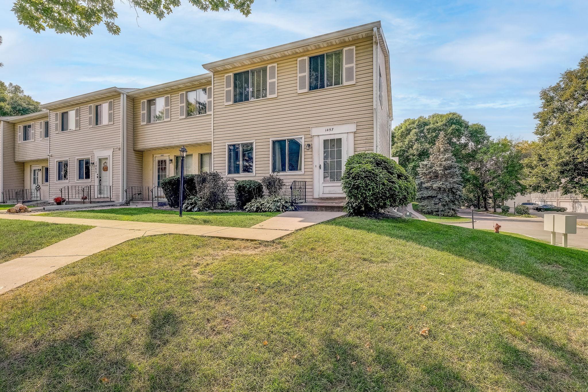 1457 Goodwin Avenue N