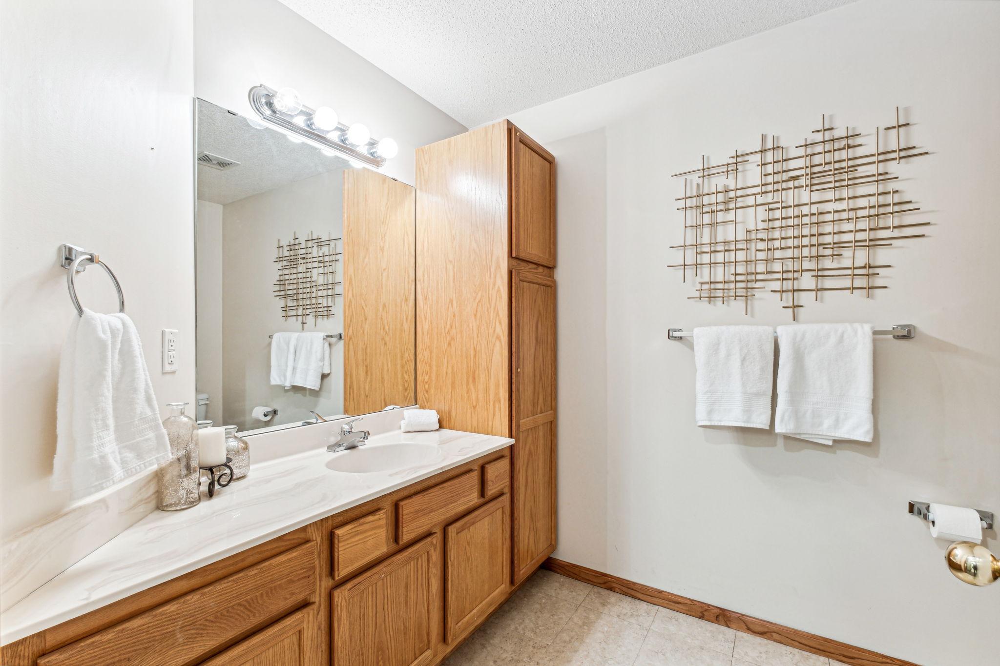 226 Emerson Avenue E