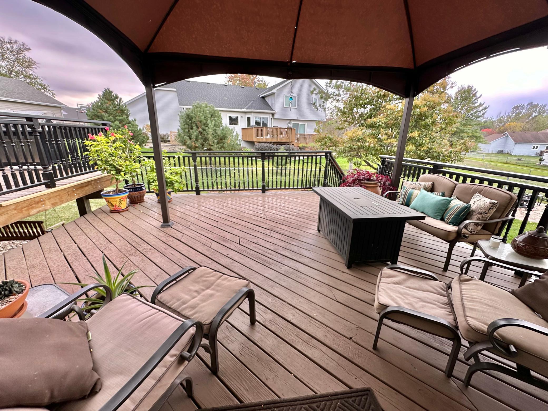 15672 Crocus Court W