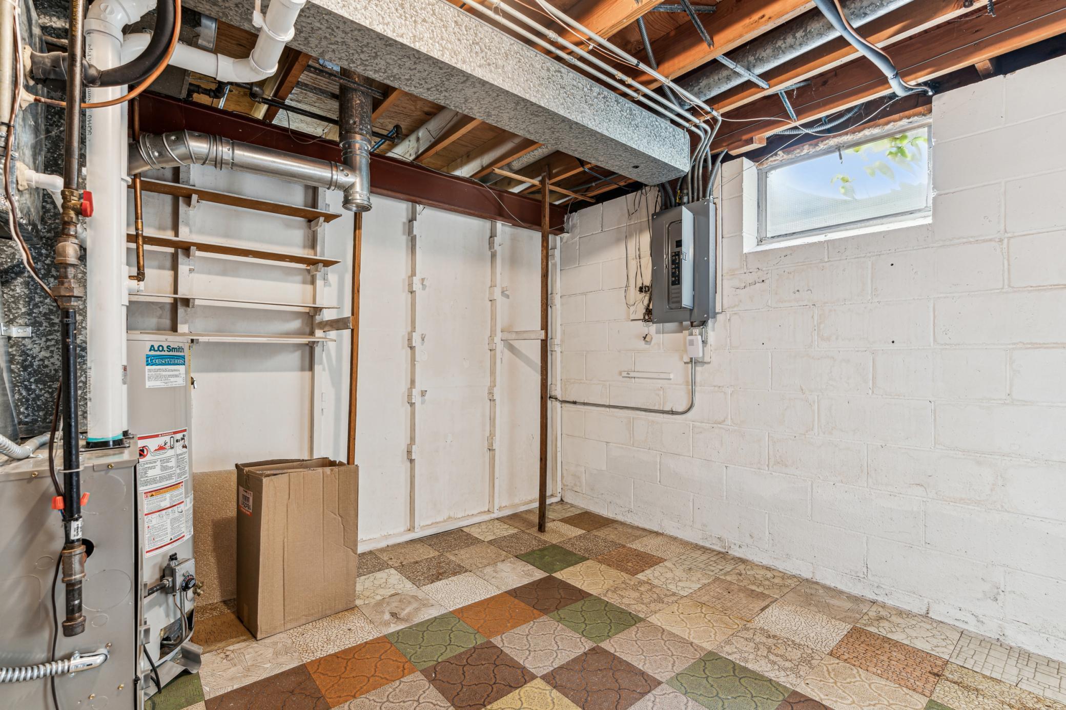 5608 S 26th Avenue S