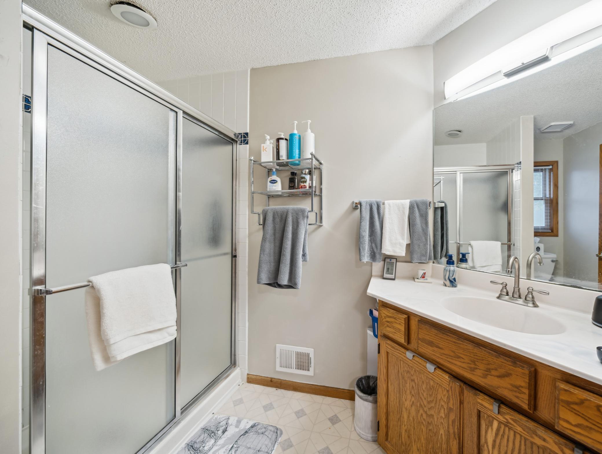 16025 Inglewood Drive