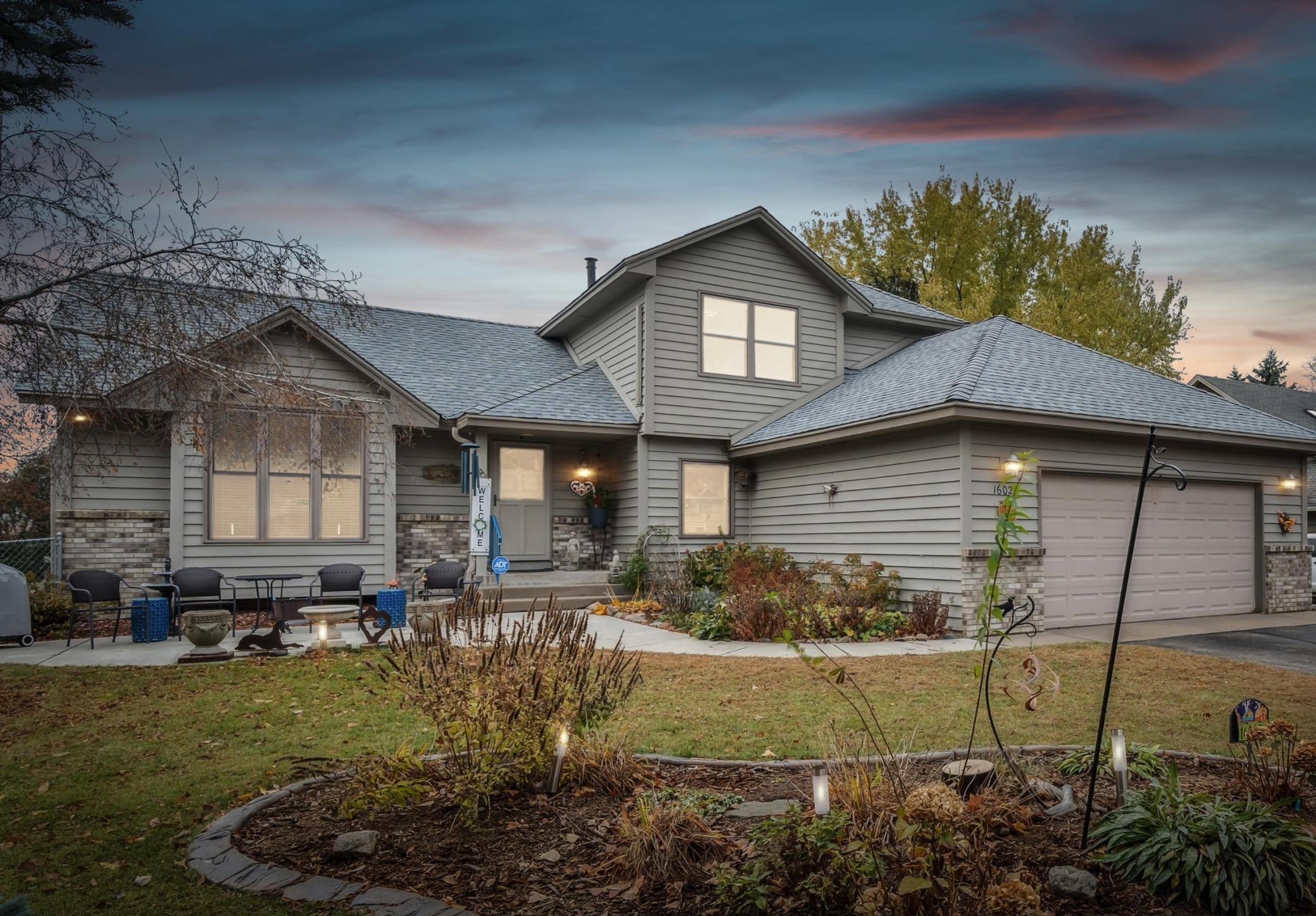 16025 Inglewood Drive