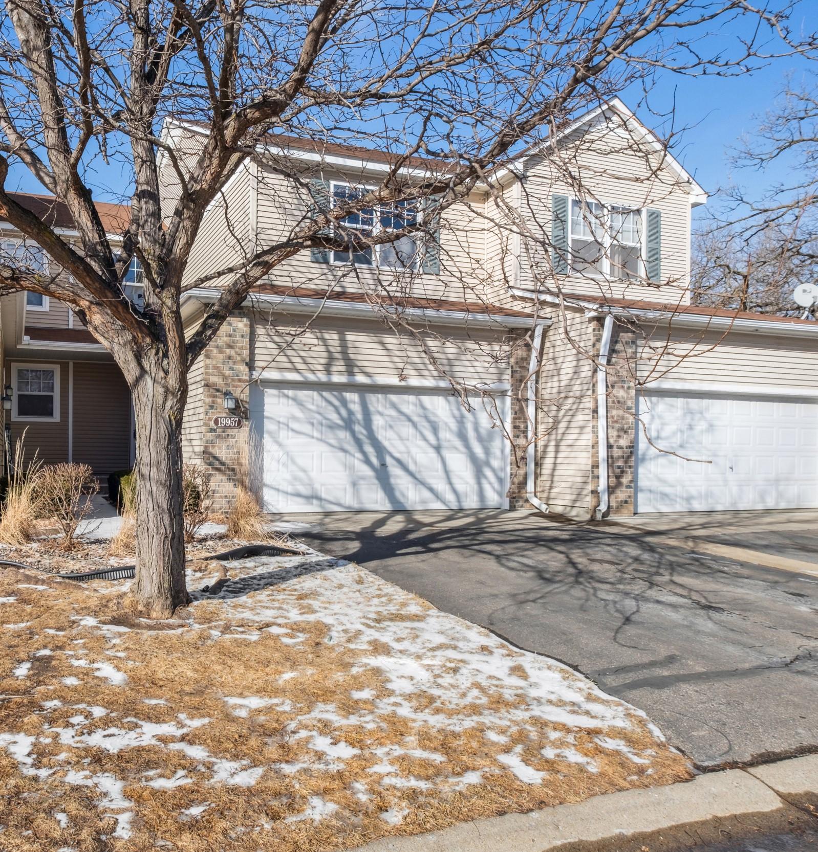 19957 Mckendry Path Unit: 1703
