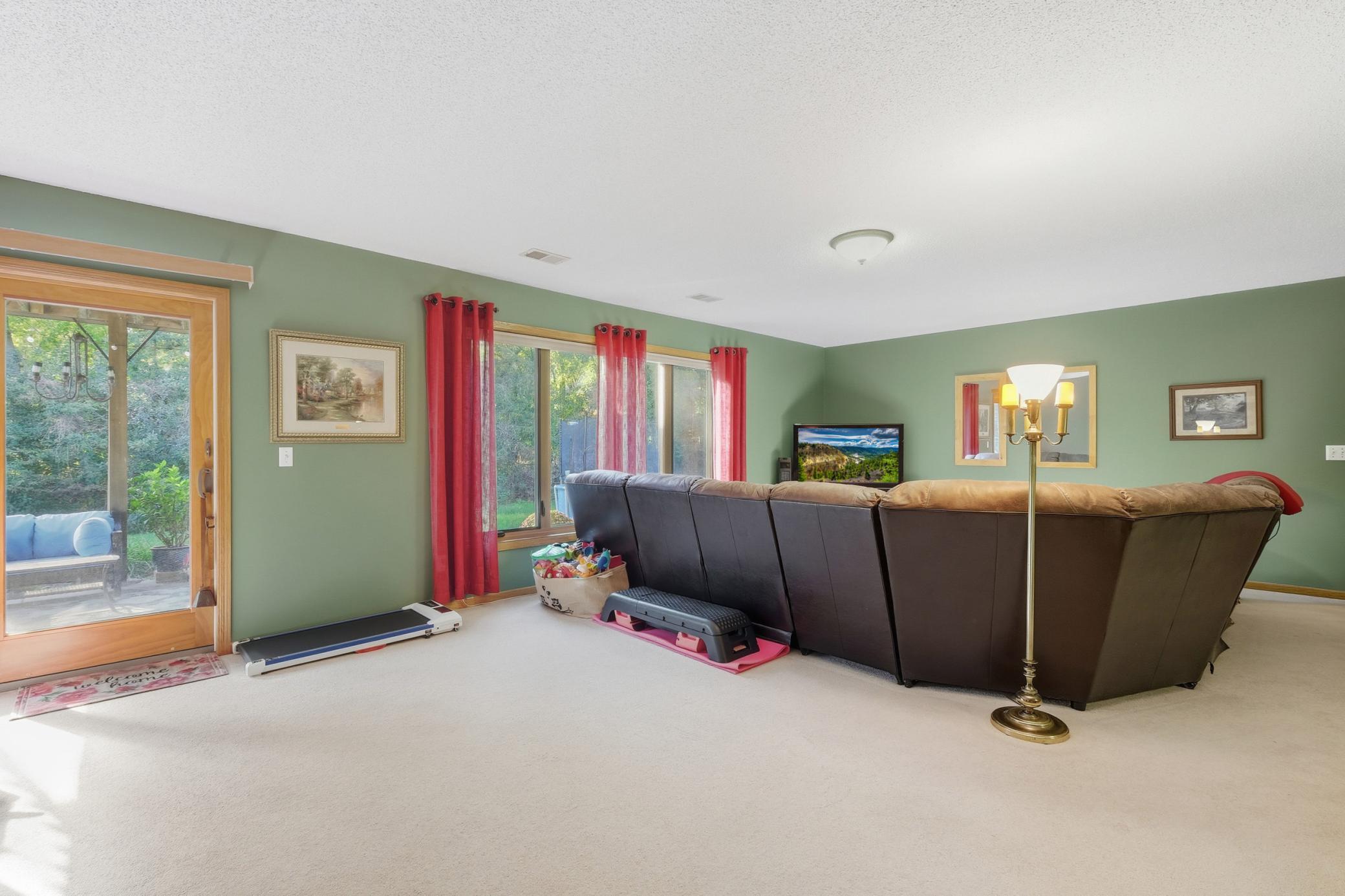 20698 Jasmine Circle