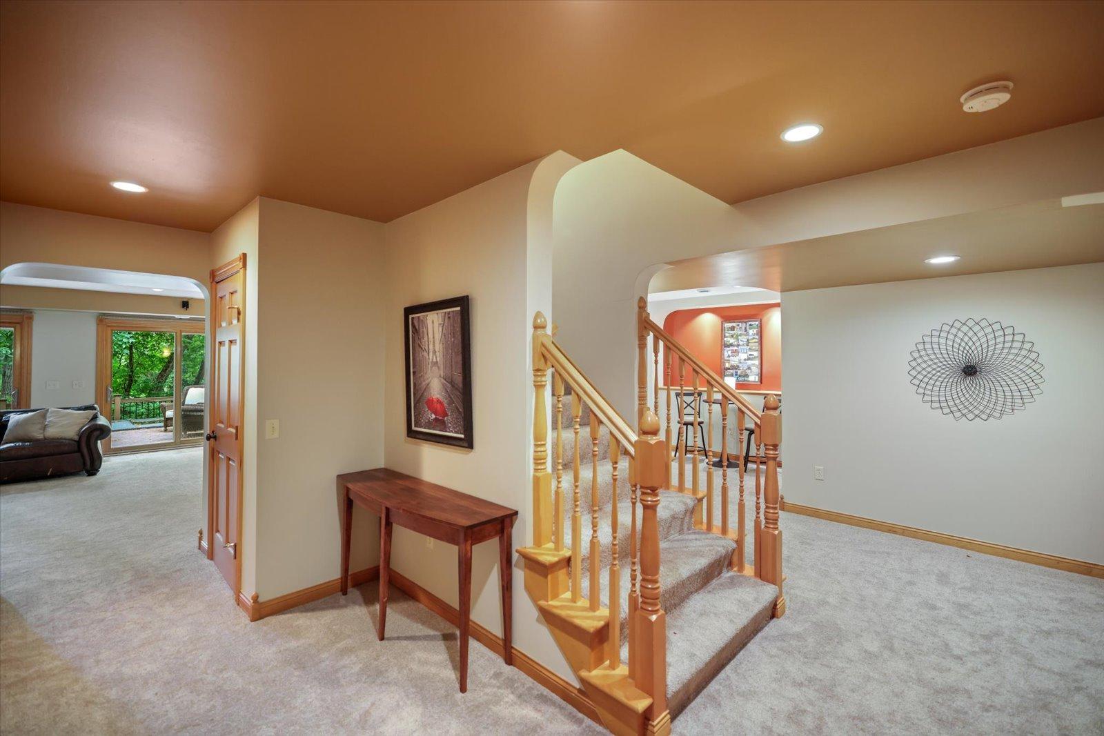 12093 Gantry Lane