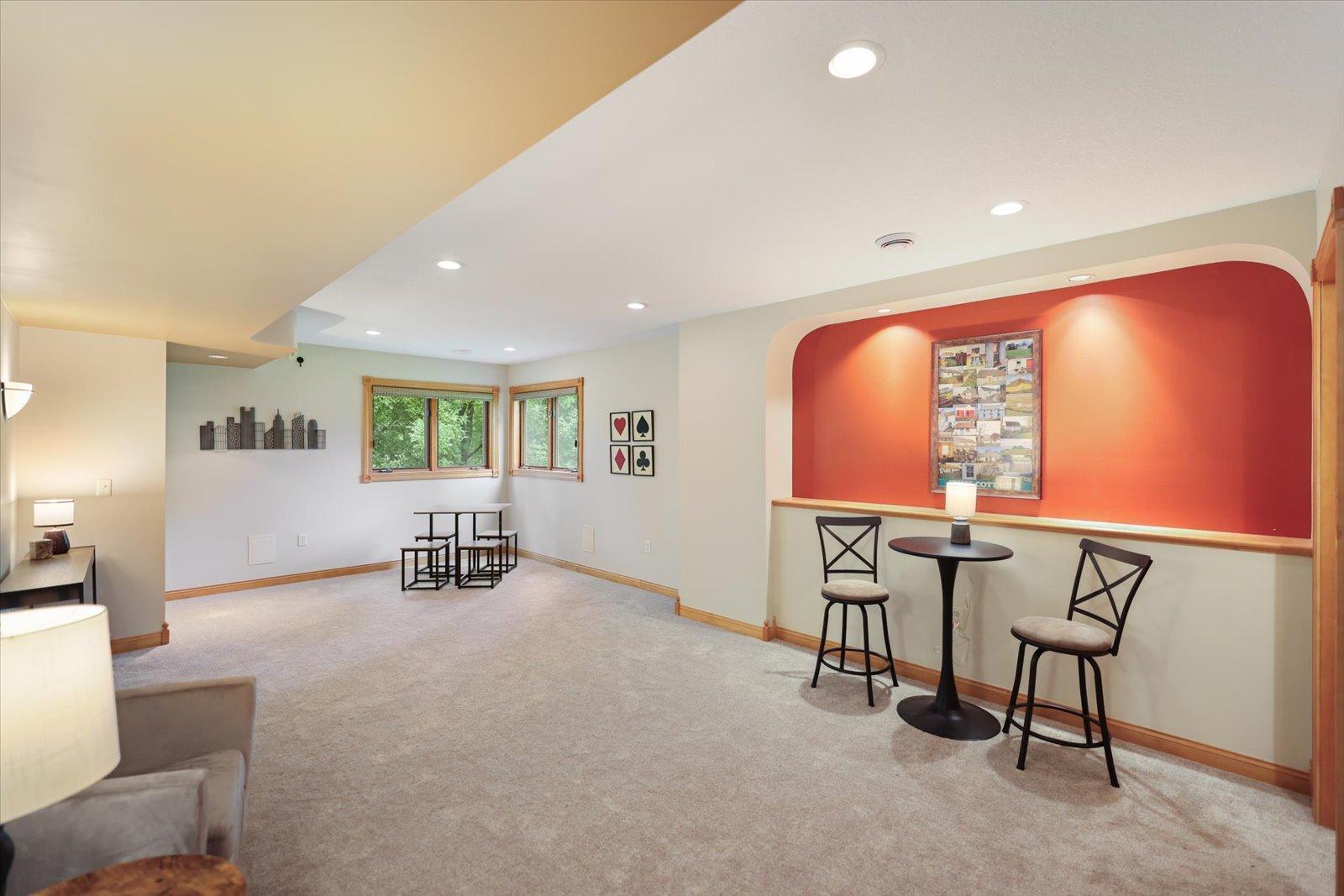 12093 Gantry Lane