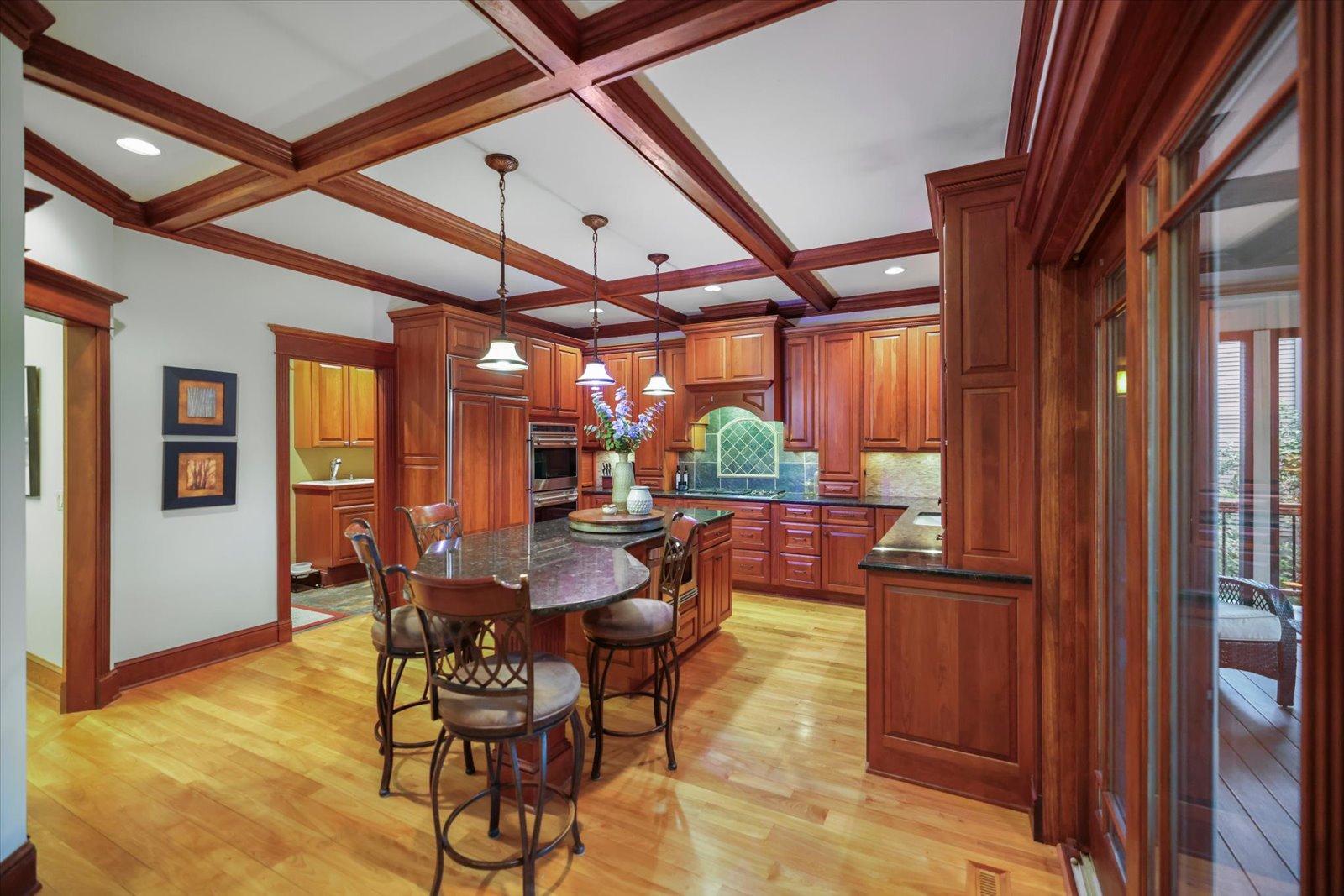 12093 Gantry Lane