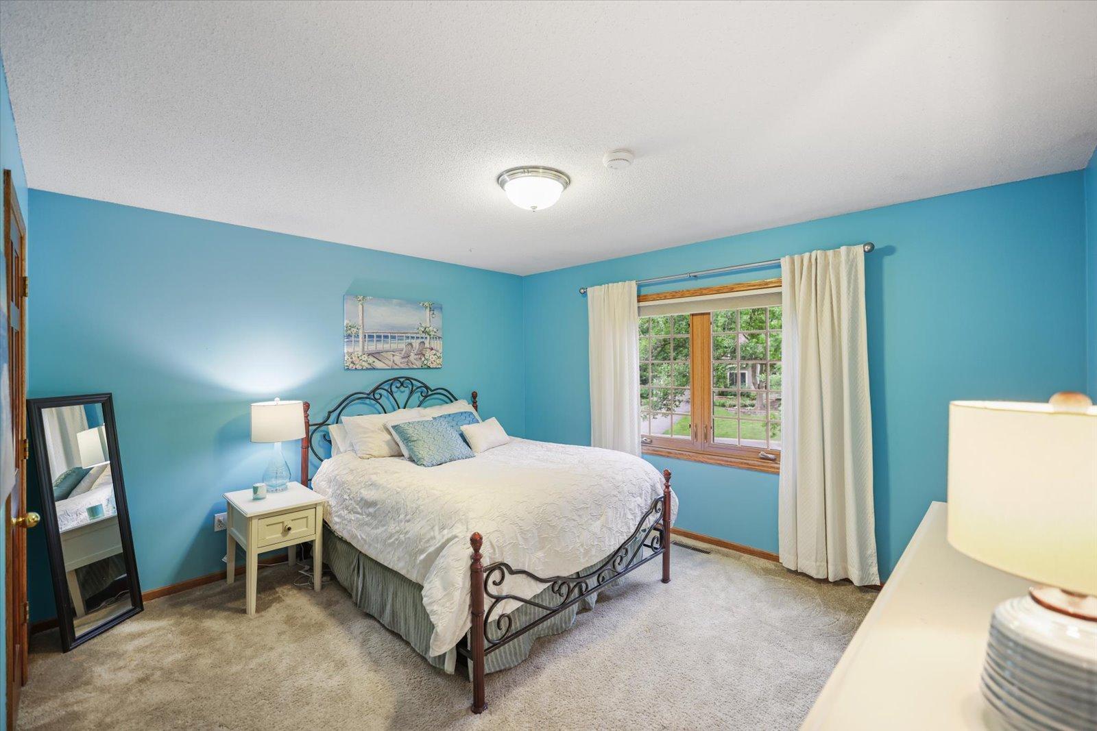 12093 Gantry Lane