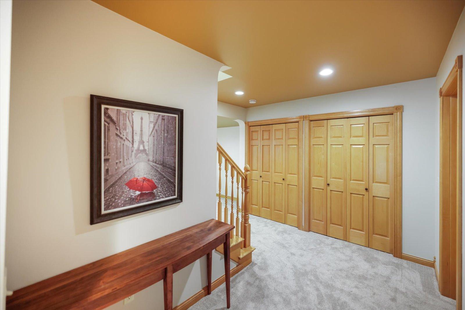 12093 Gantry Lane