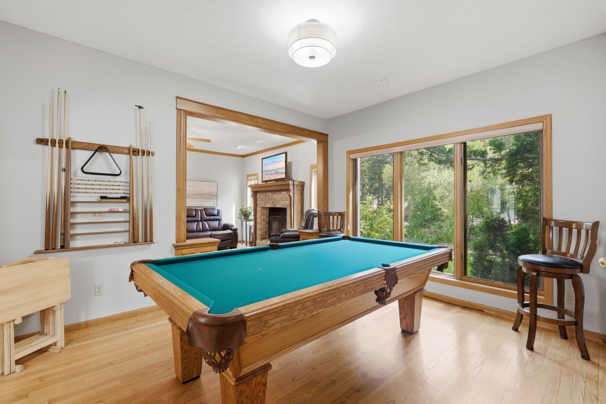 1364 Chatterton Court