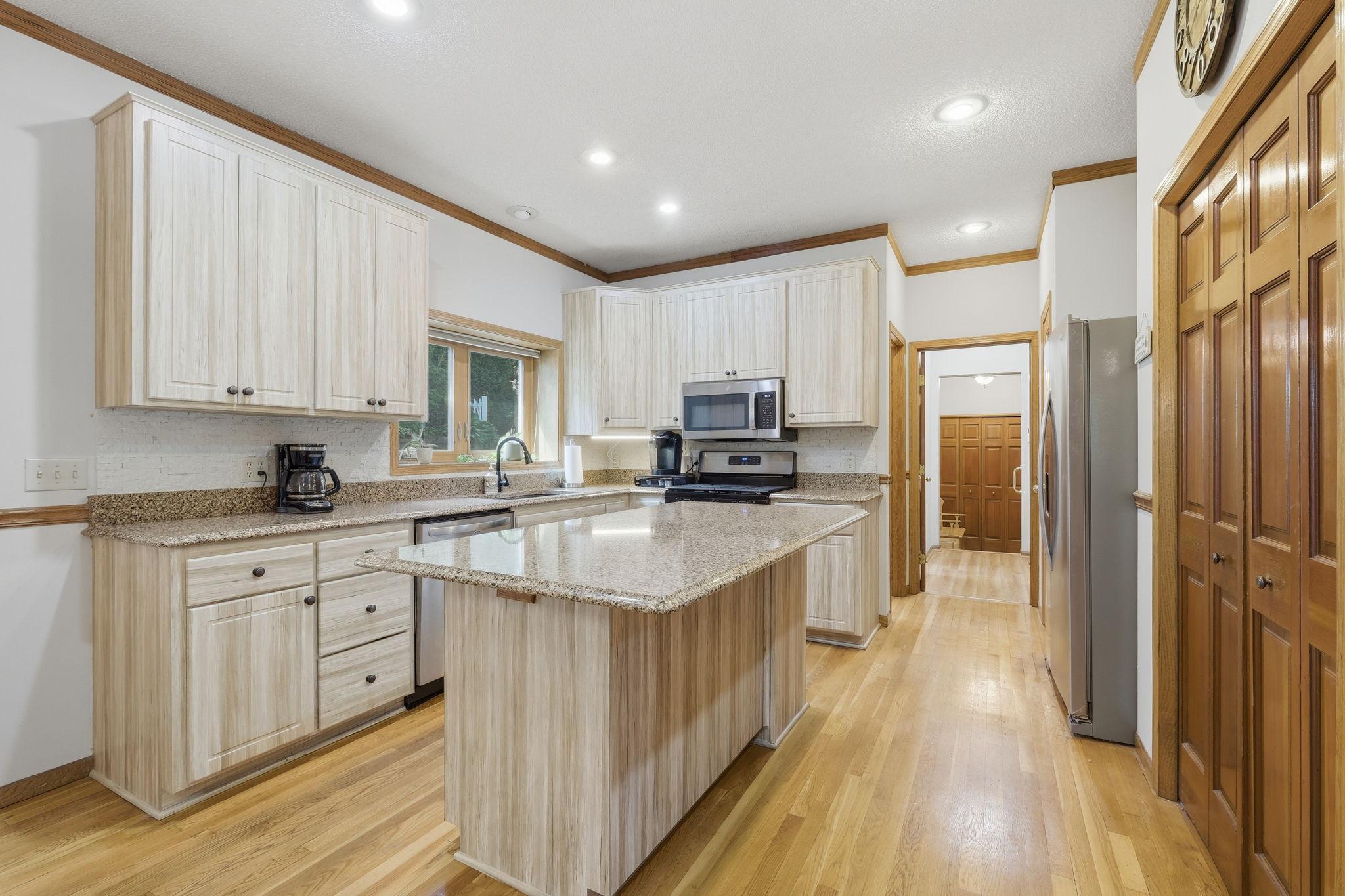 1364 Chatterton Court