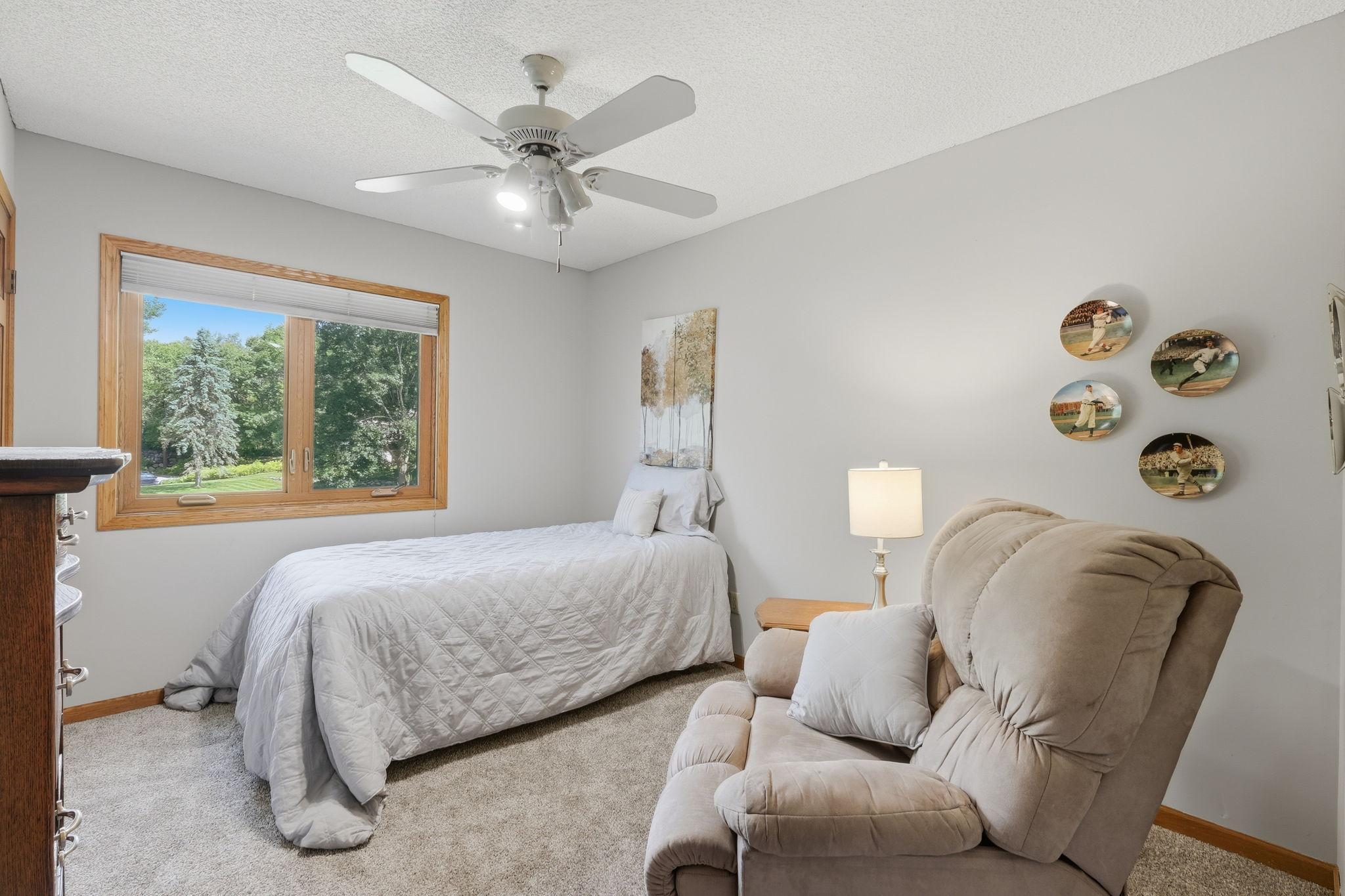 1364 Chatterton Court