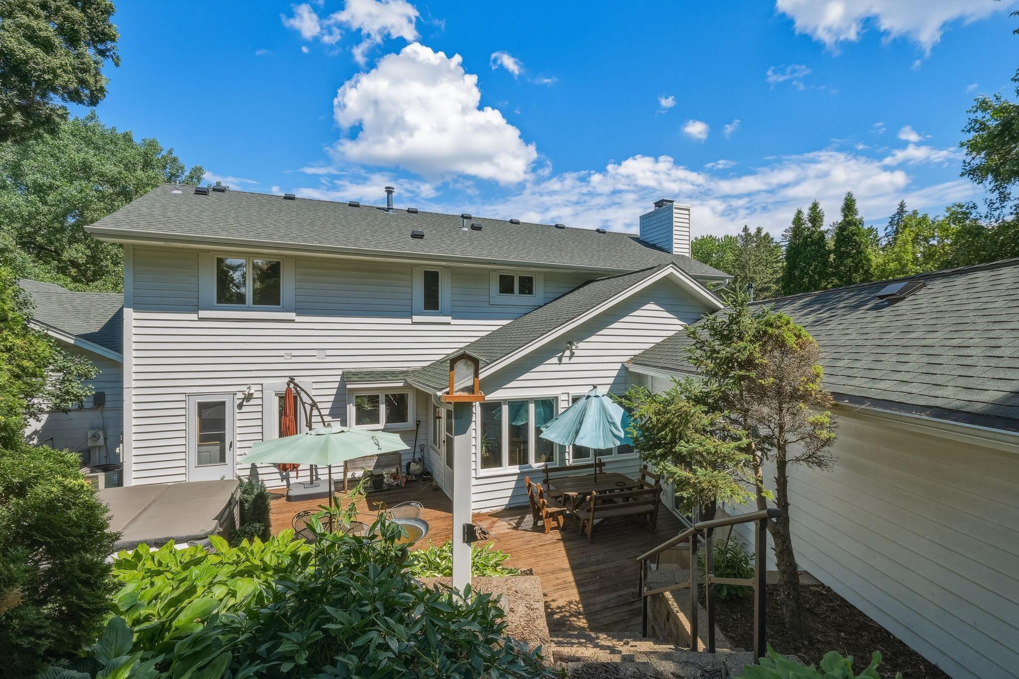 1364 Chatterton Court