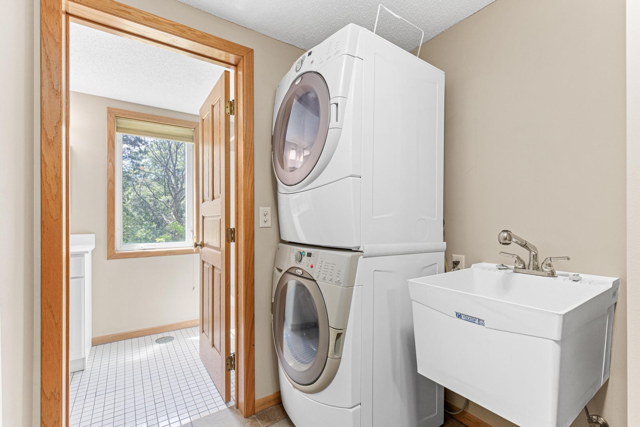 1342 Stagecoach Trail S