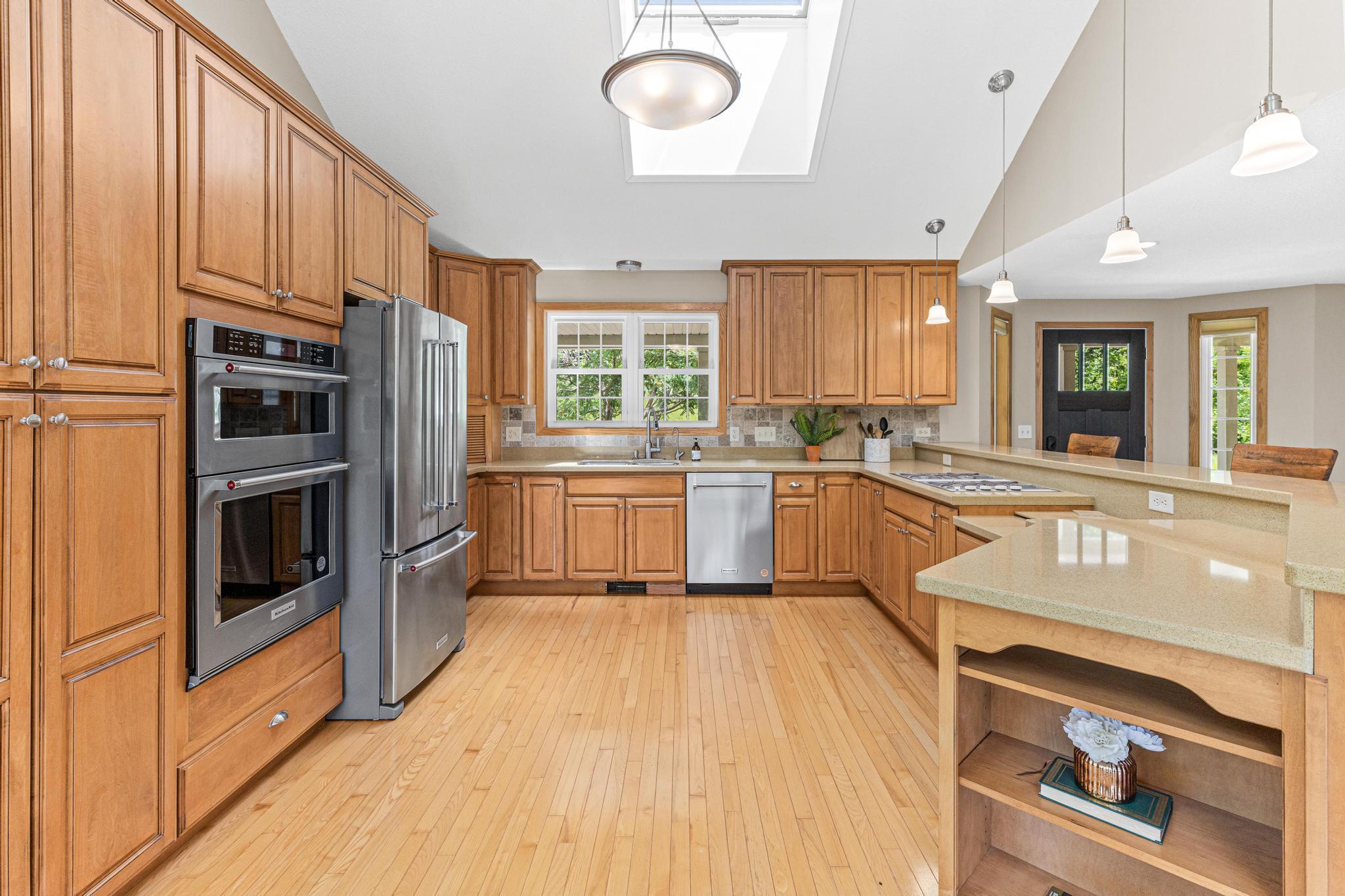 1342 Stagecoach Trail S