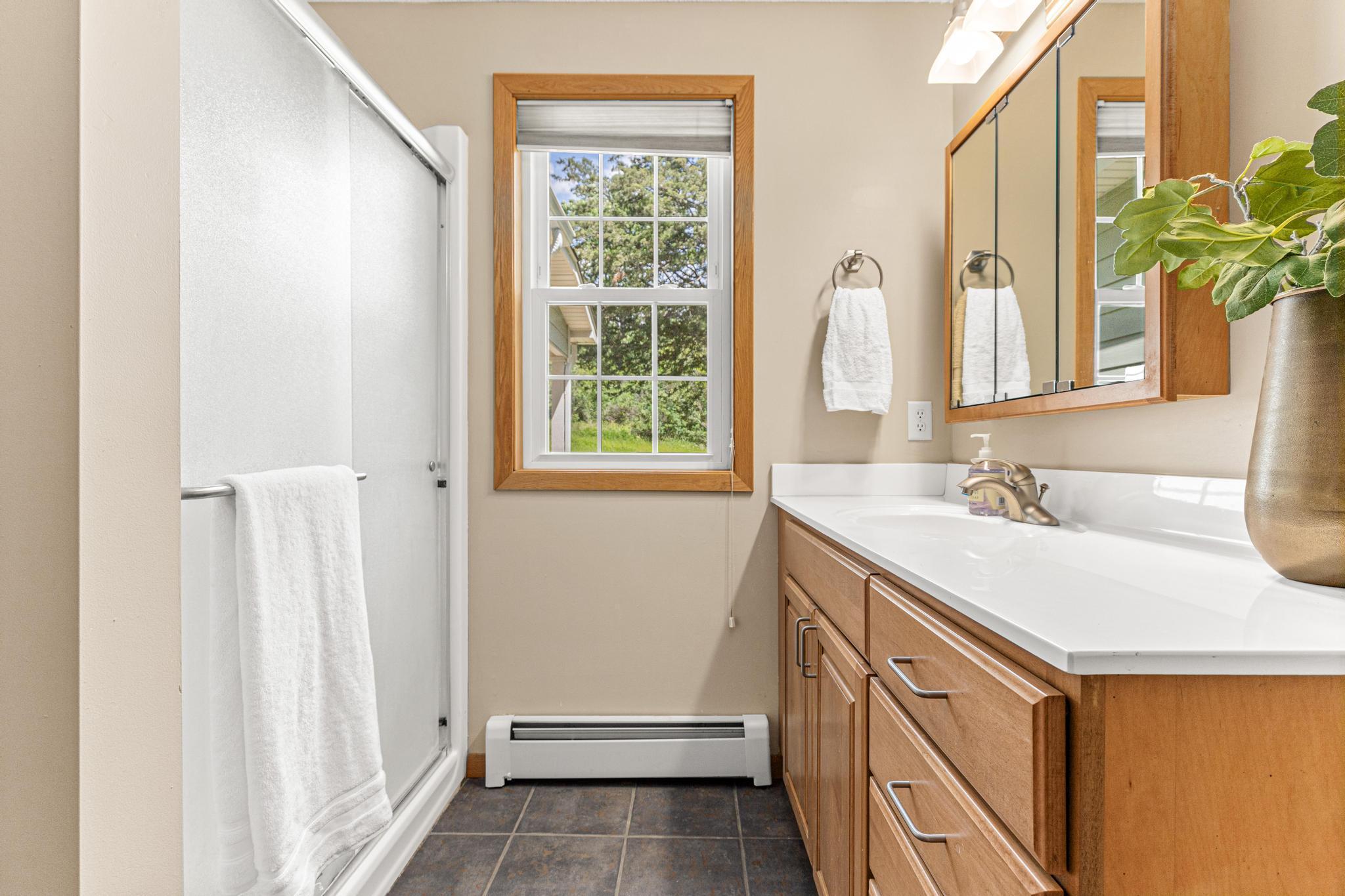 1342 Stagecoach Trail S