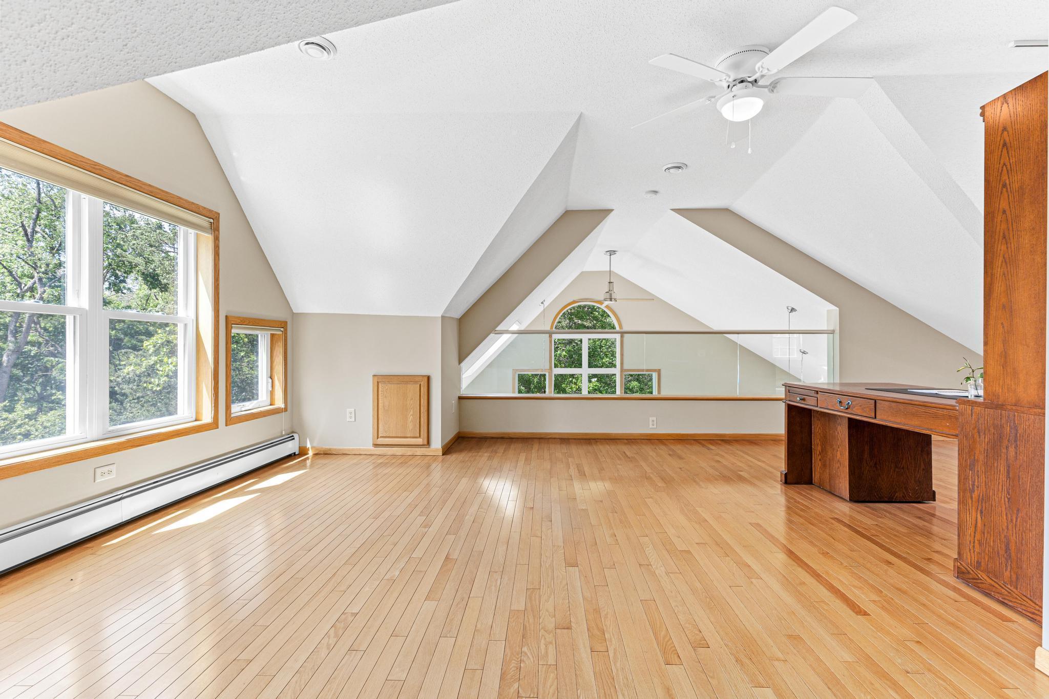 1342 Stagecoach Trail S