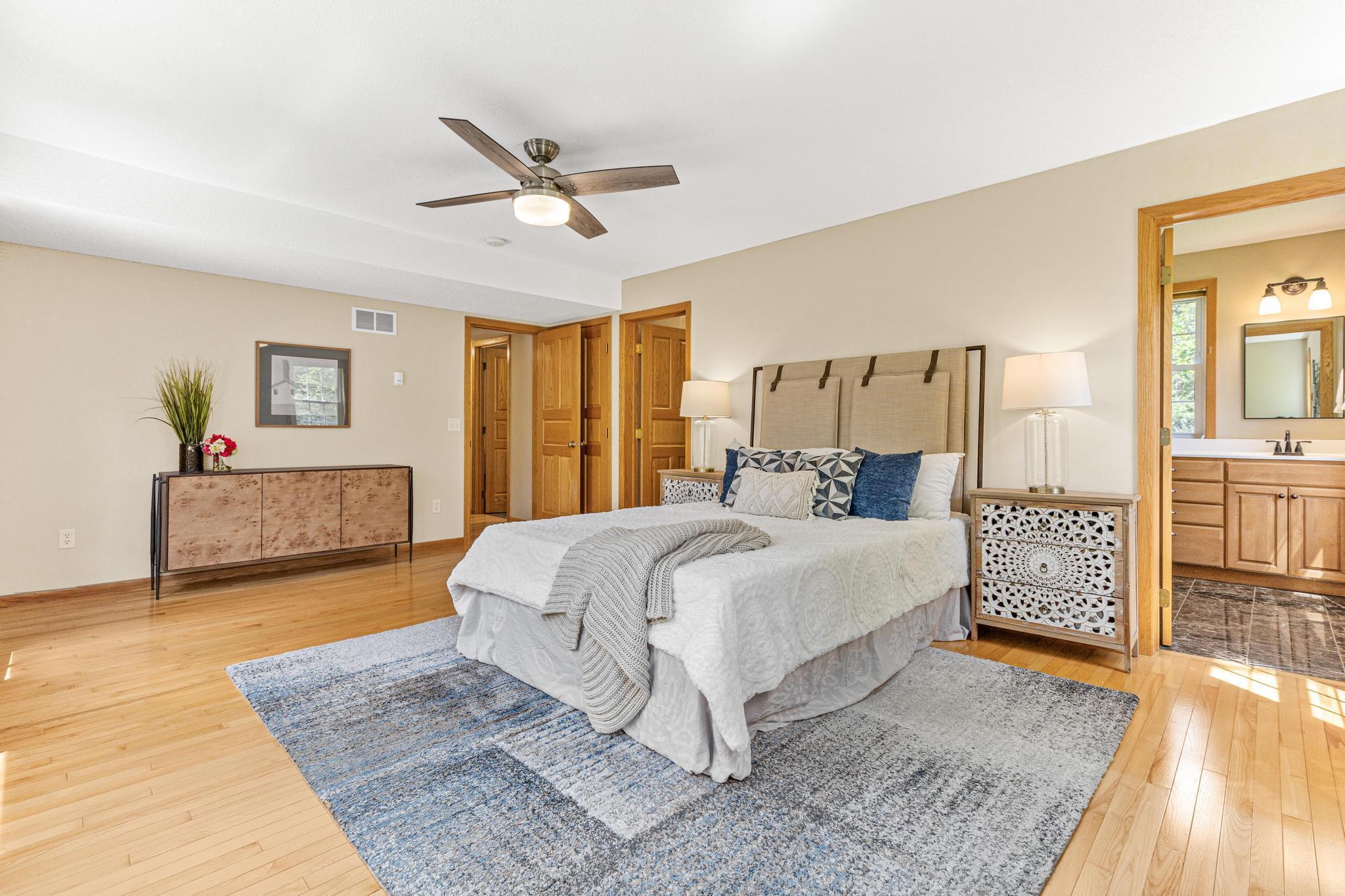 1342 Stagecoach Trail S