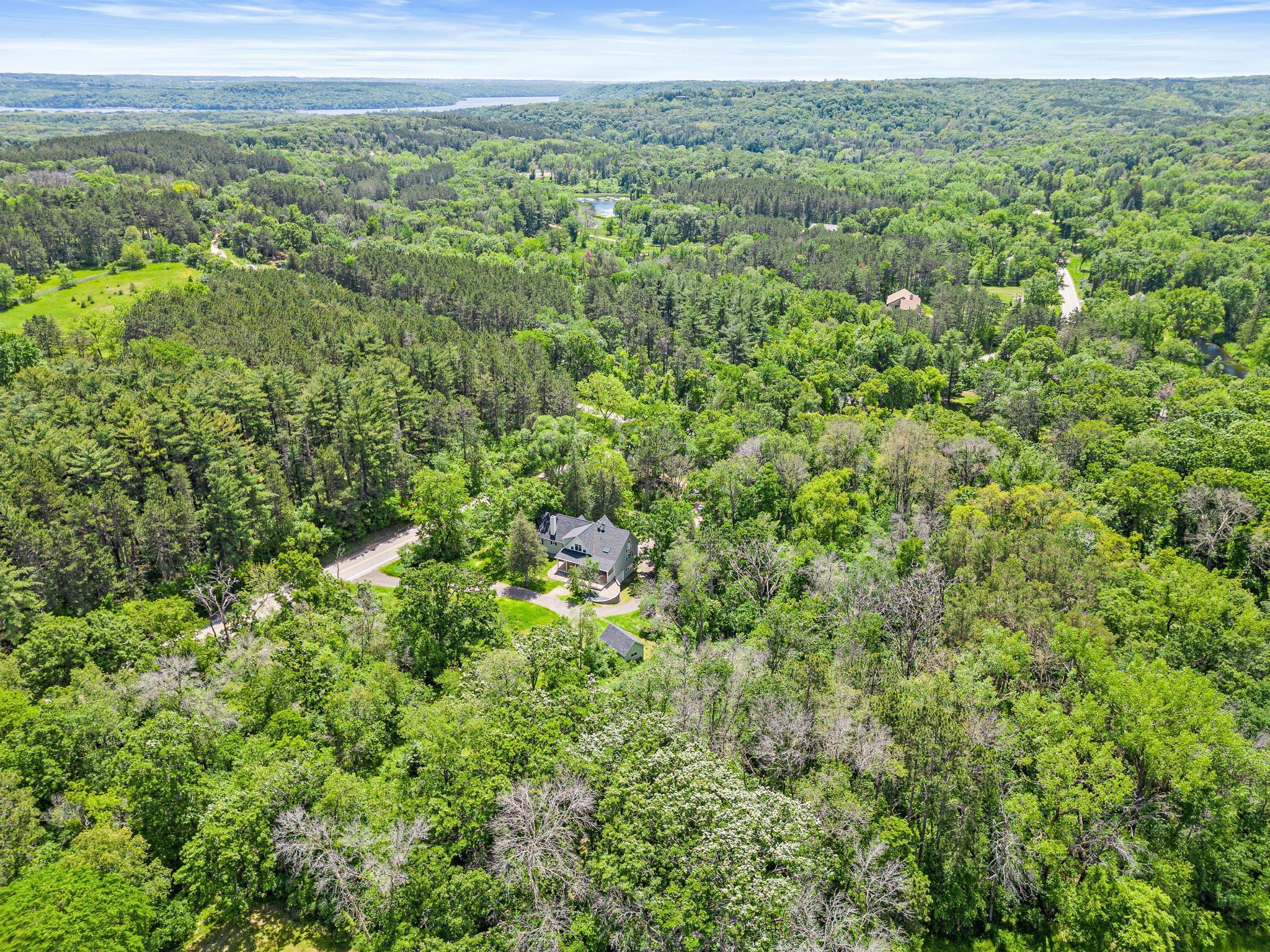 1342 Stagecoach Trail S