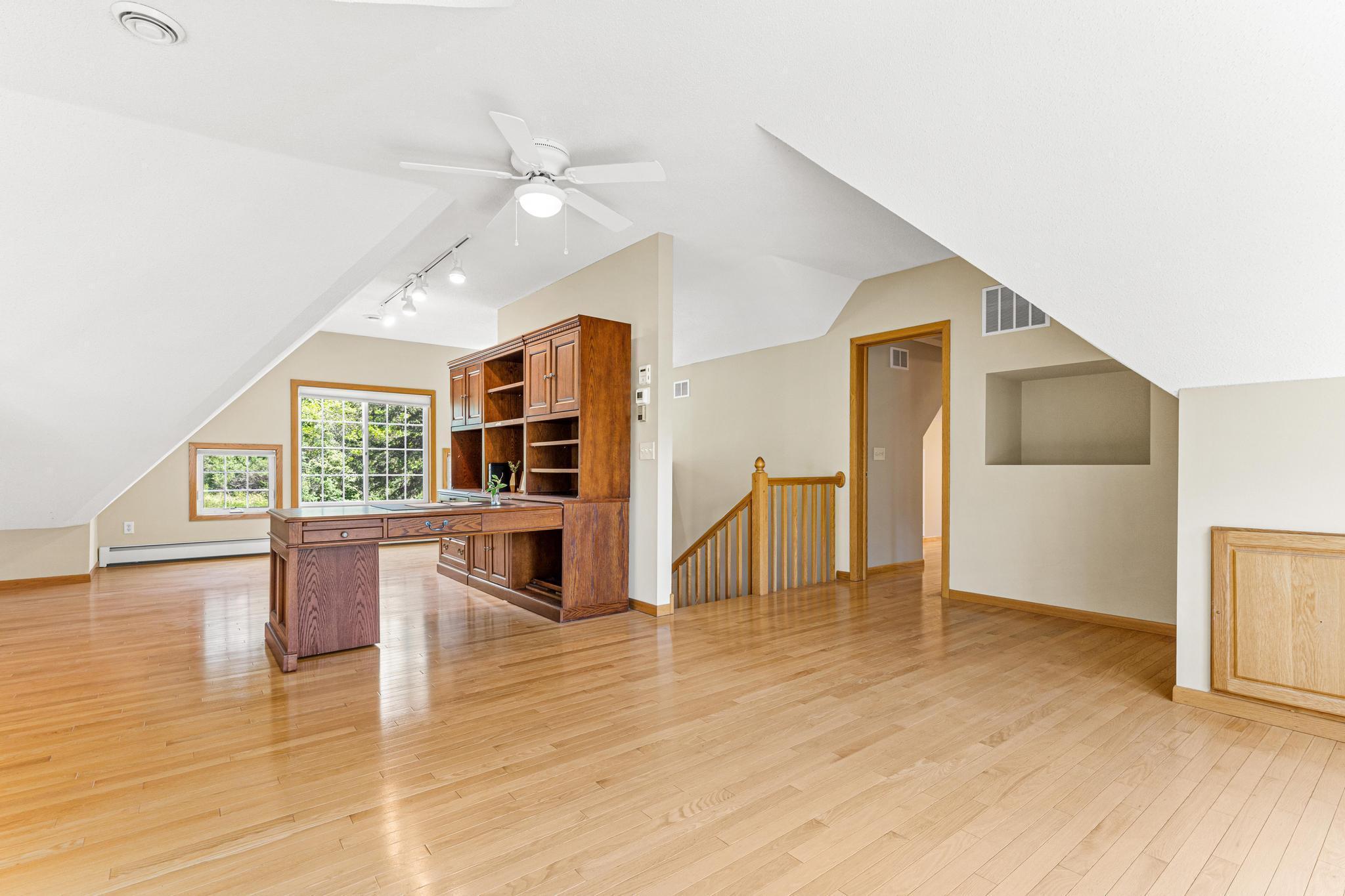 1342 Stagecoach Trail S