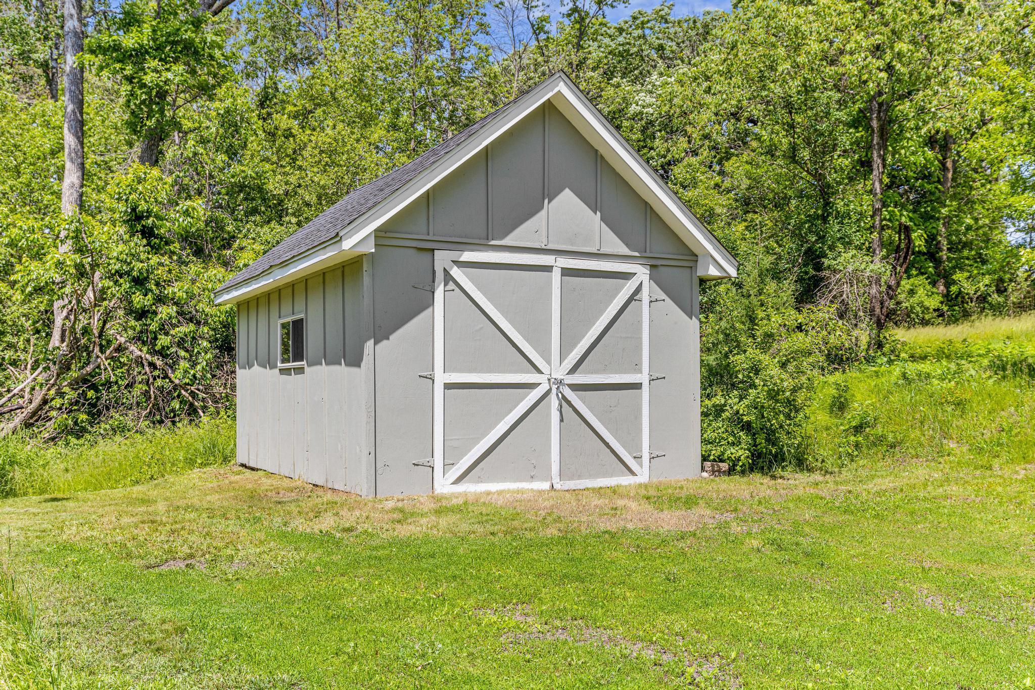 1342 Stagecoach Trail S