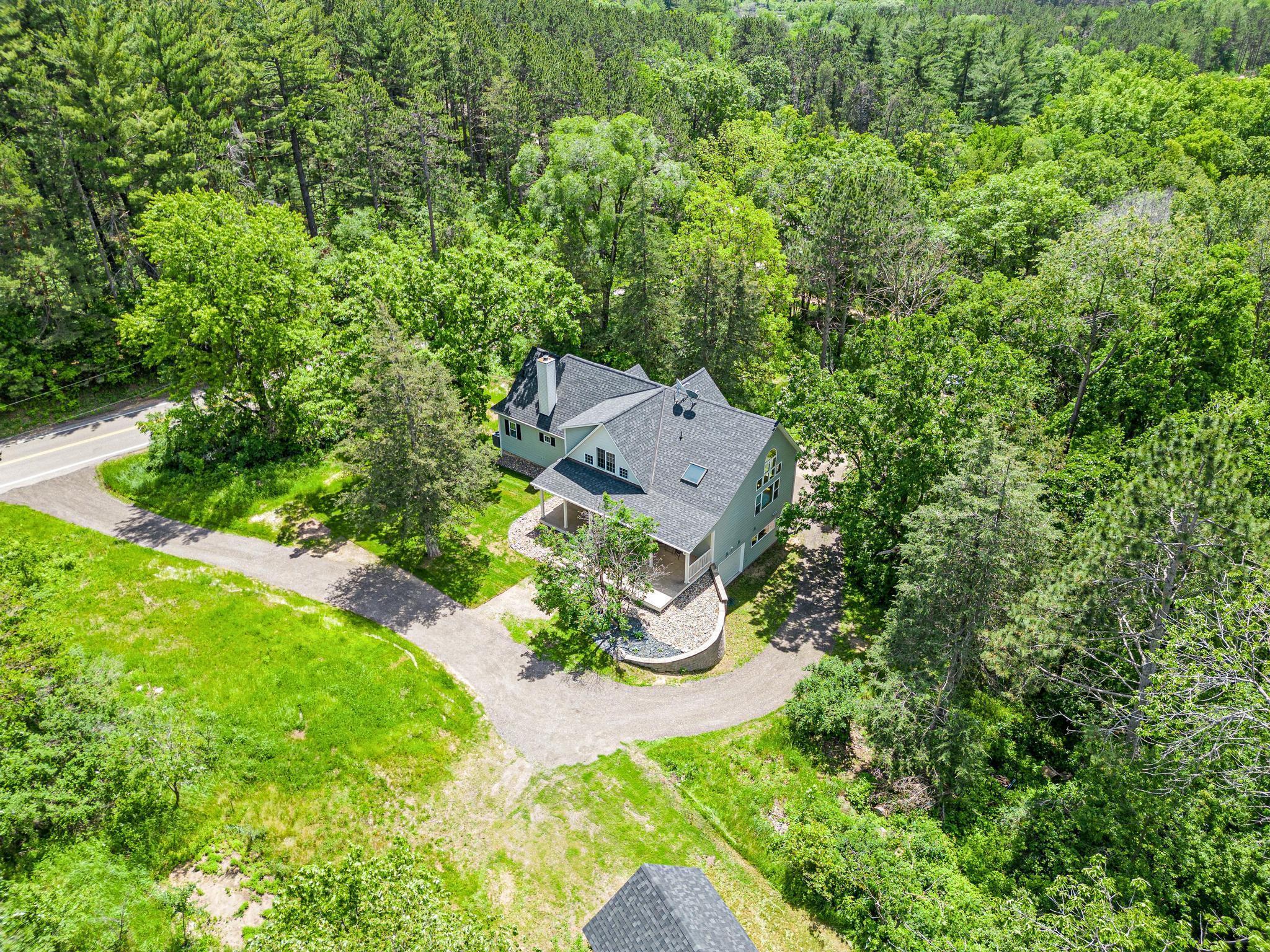 1342 Stagecoach Trail S