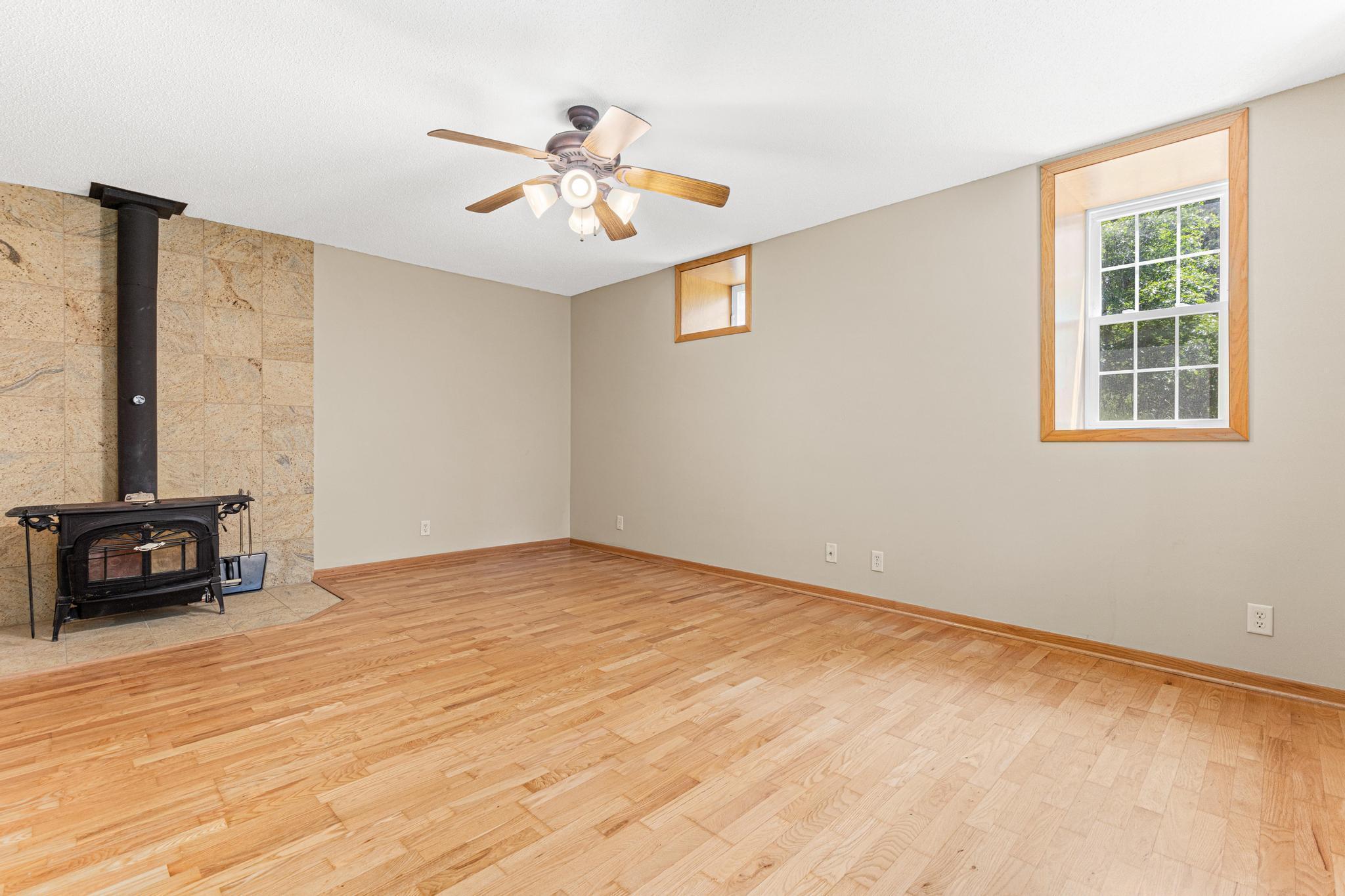 1342 Stagecoach Trail S