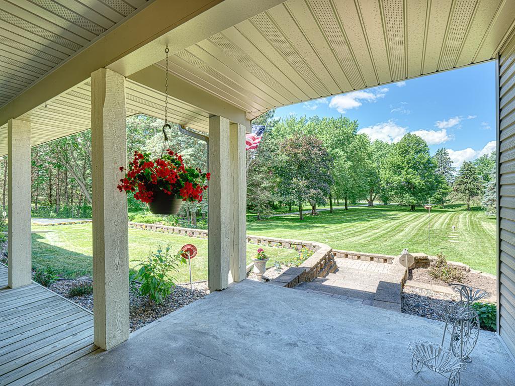 5367 Jamaca Avenue N