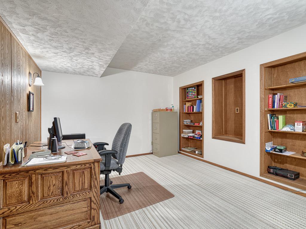 5367 Jamaca Avenue N