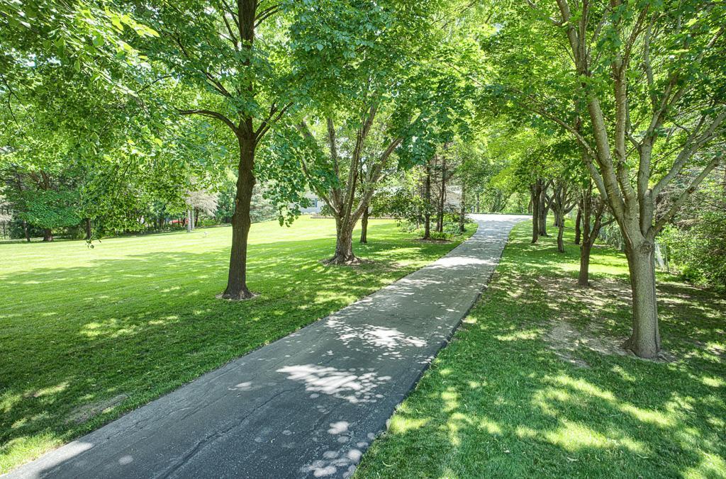 5367 Jamaca Avenue N