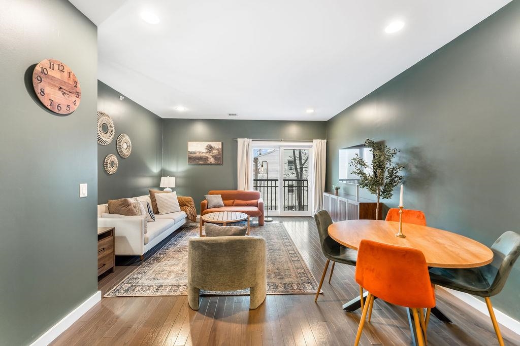 302 PALISADE AVE Unit: 203