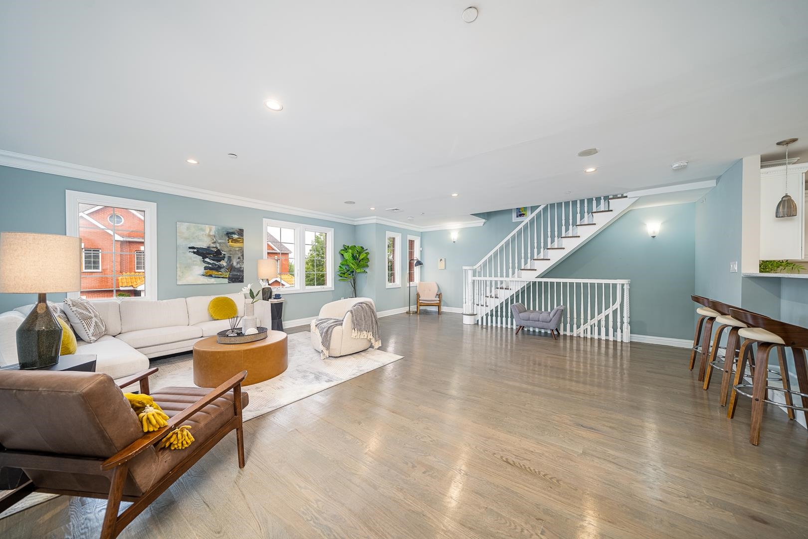9033 WALL ST Unit: 2