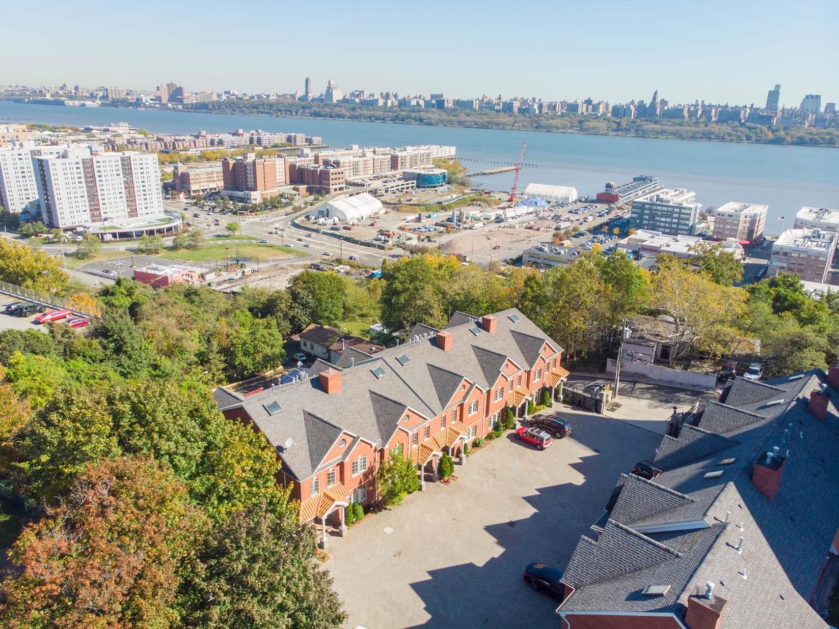 9033 WALL ST Unit: 2