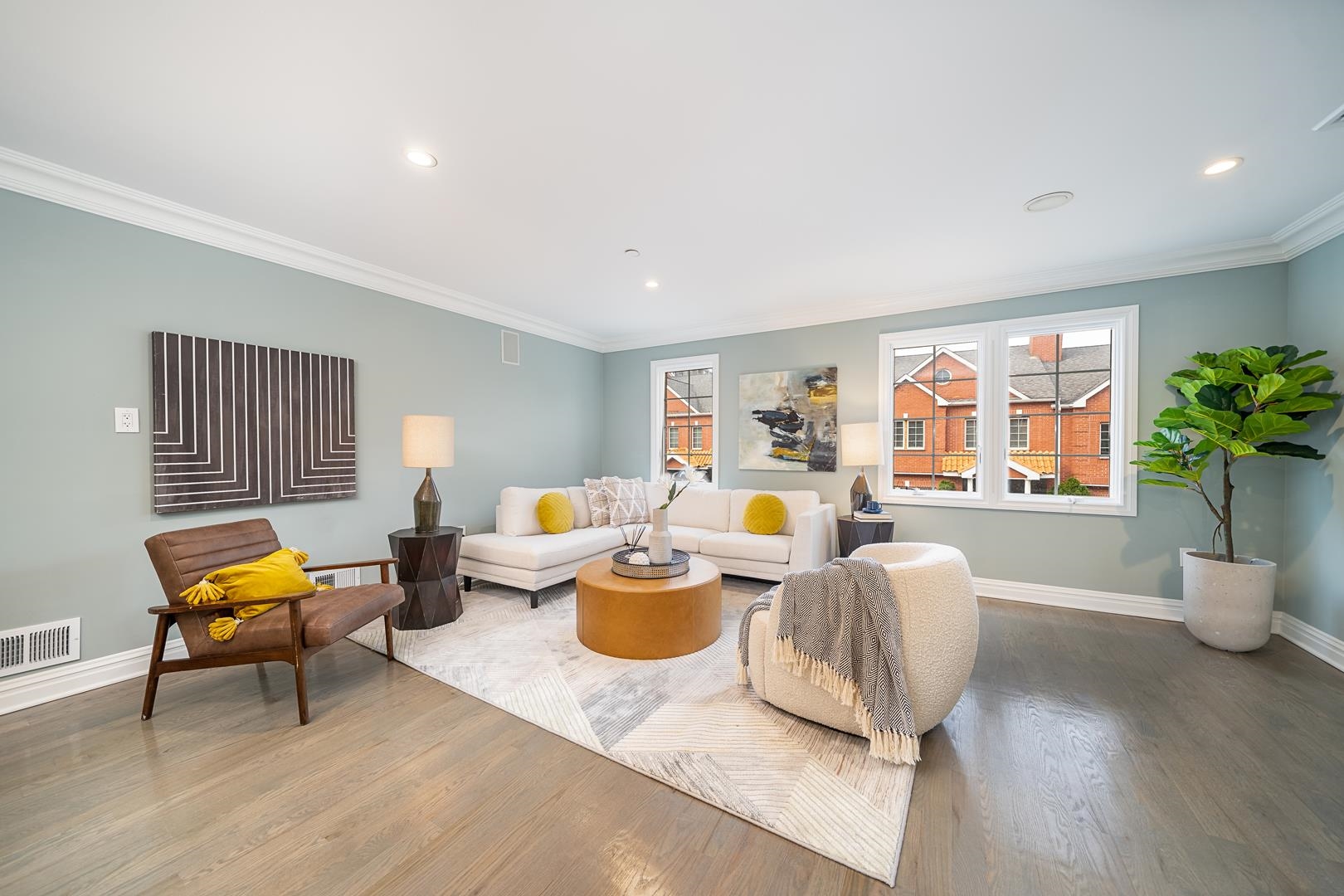 9033 WALL ST Unit: 6