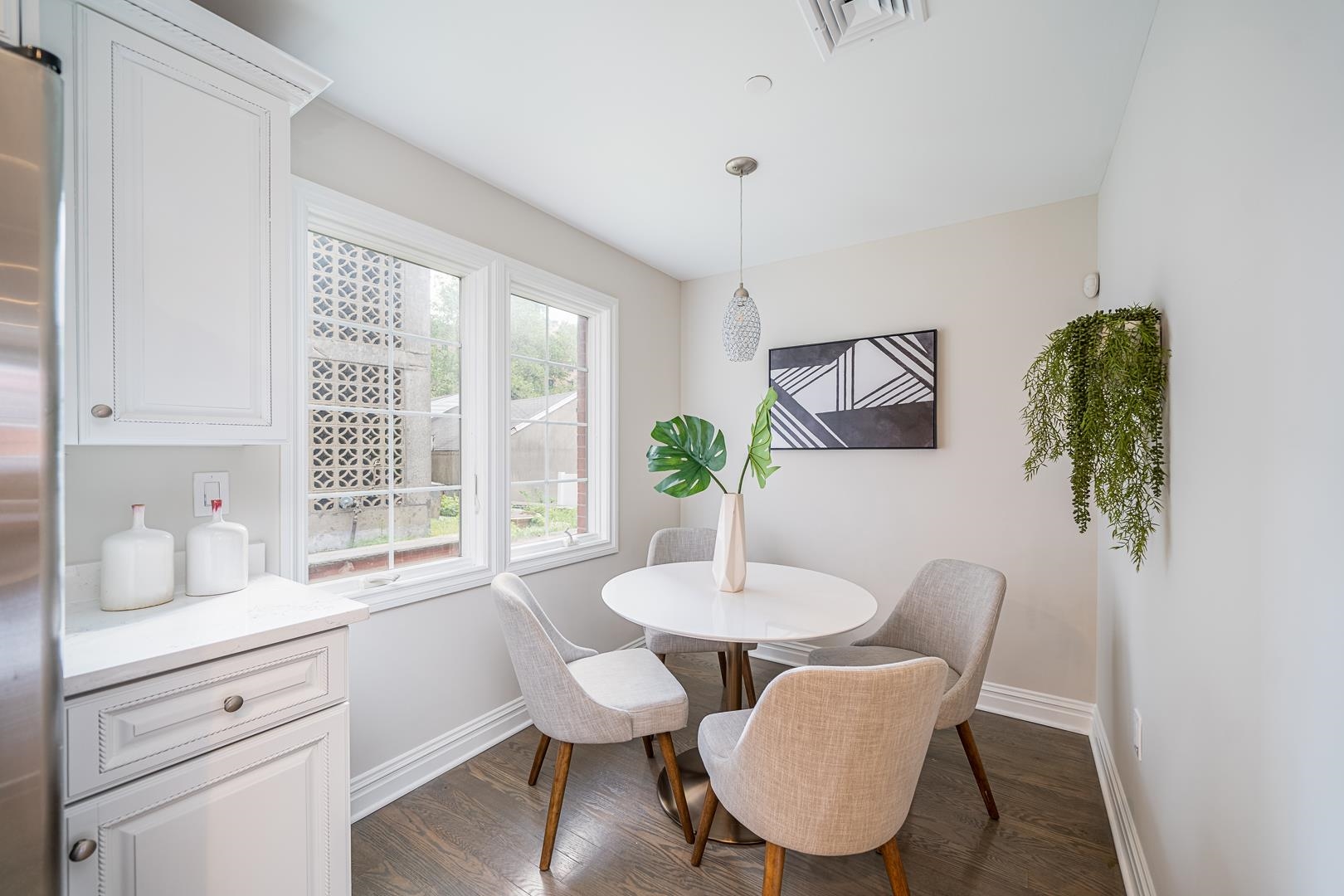 9033 WALL ST Unit: 6
